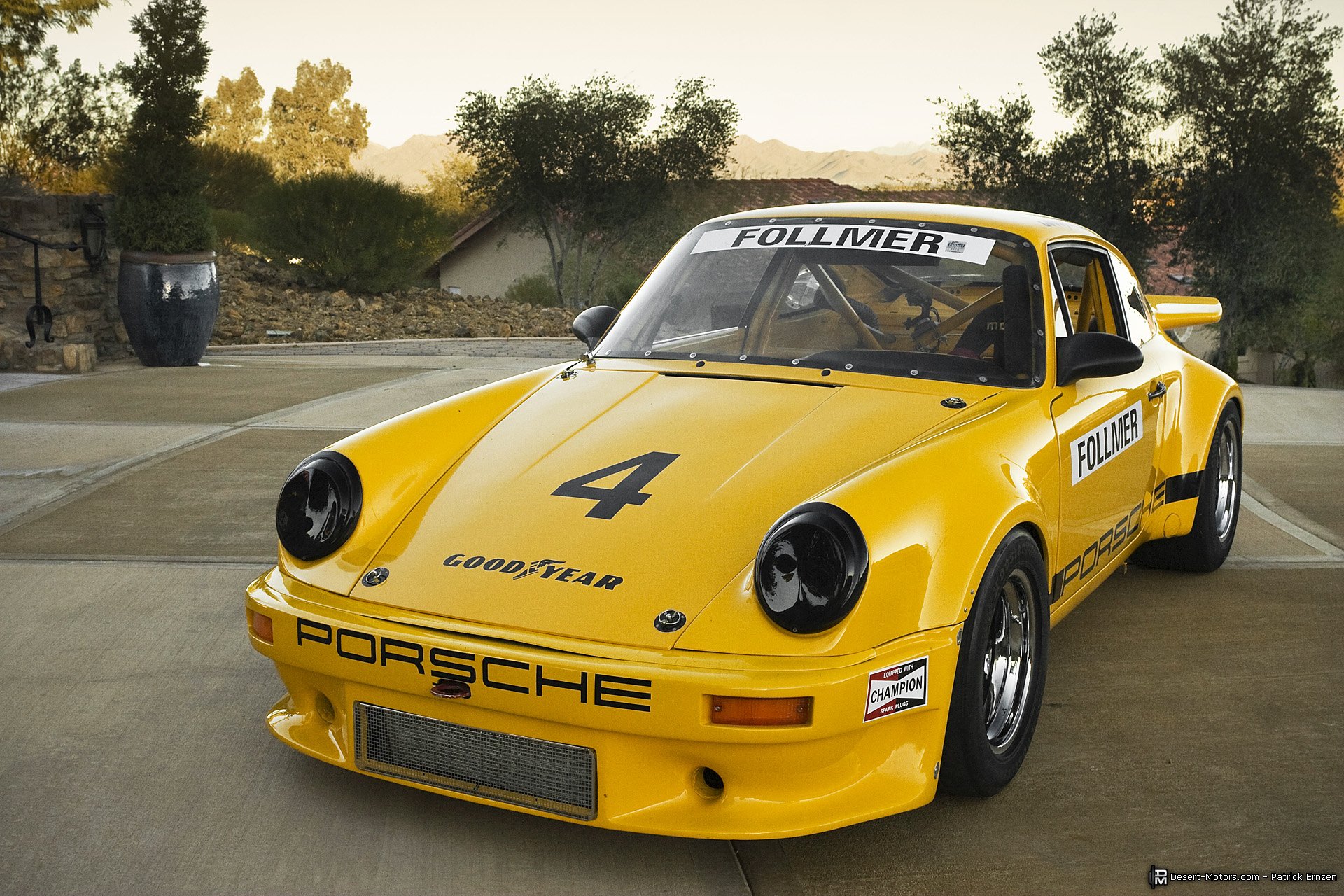 Porsche 911 race