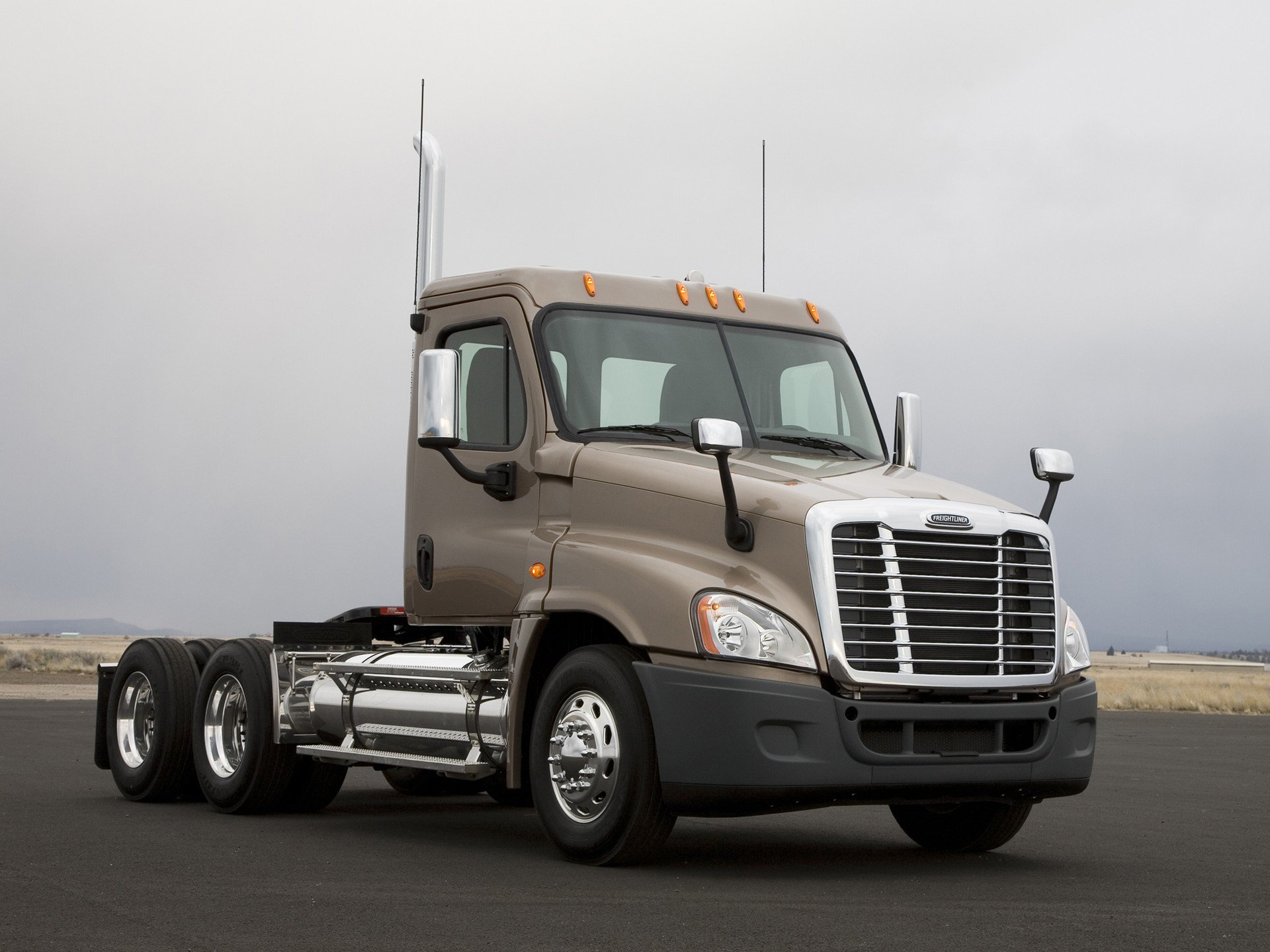 freightliner, Semi, Tractor, Transport, Truck Wallpaper