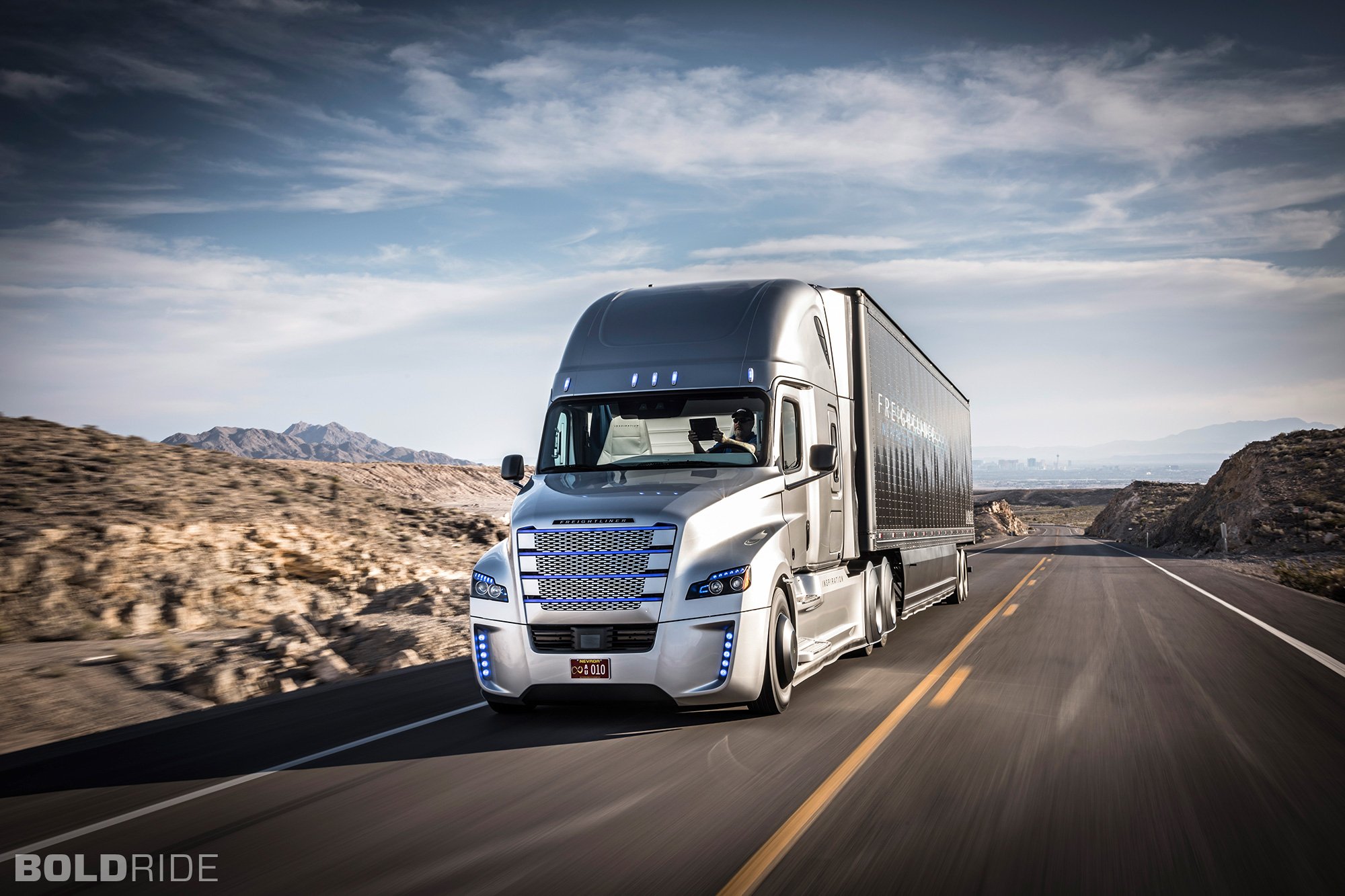 freightliner, Semi, Tractor, Transport, Truck Wallpaper