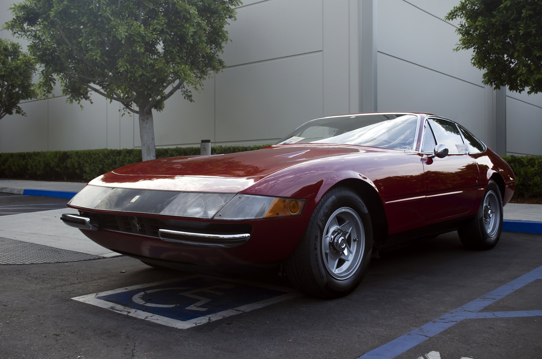 ferrari, 365, Gtb4, Daytona, Cars, Coupe, Classic Wallpaper
