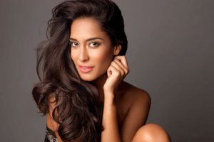 lisa, Haydon, Bollywood, Actress, Model, Girl, Beautiful, Brunette, Pretty, Cute, Beauty, Sexy, Hot, Pose, Face, Eyes, Hair, Lips, Smile, Figure, India