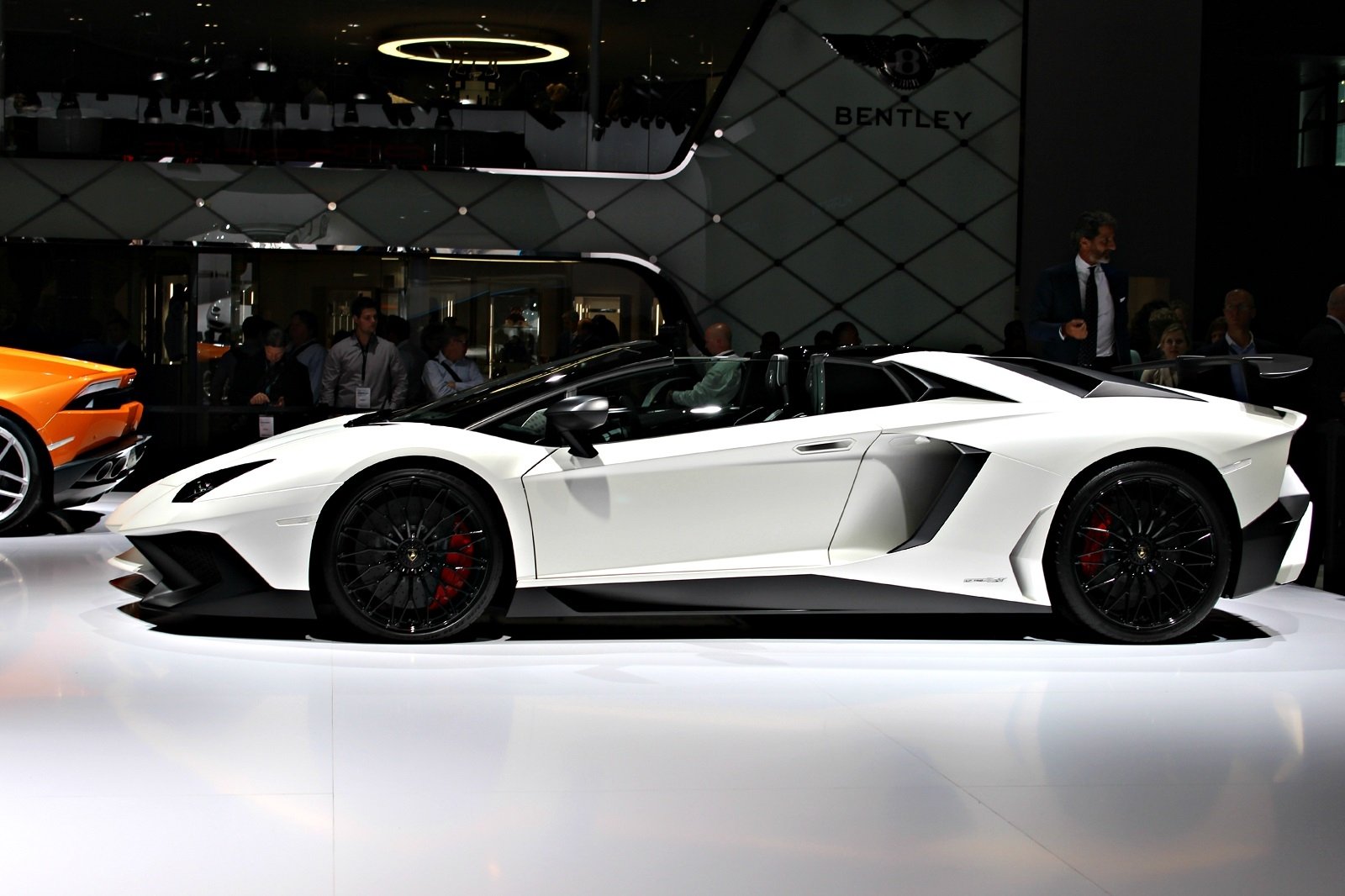 2016, Aventador, White, Lamborghini, Lp750 4, Roadster, Supercar, Superveloce Wallpaper