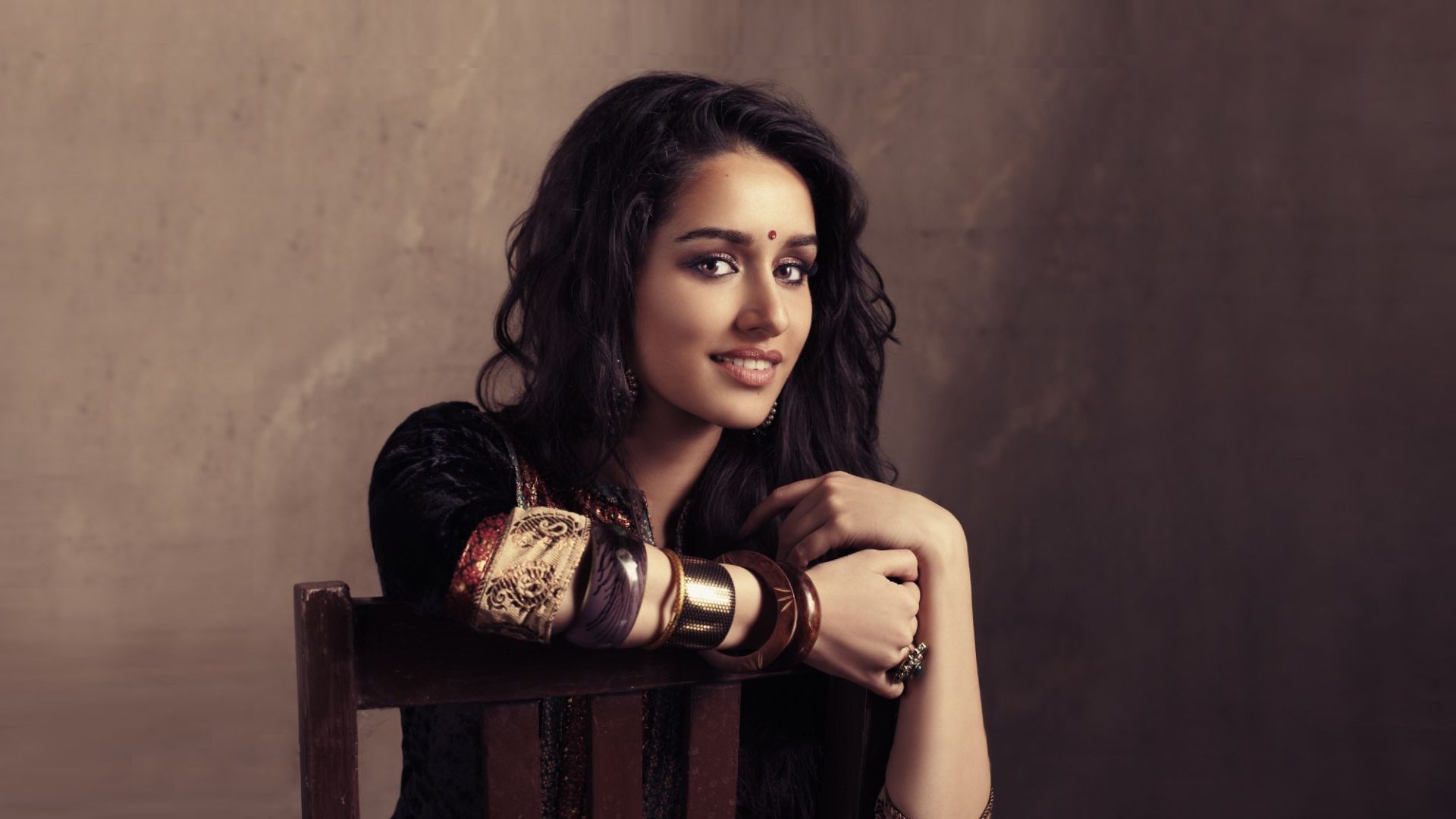 shraddha, Kapoor, Bollywood, Actress, Model, Girl, Beautiful, Brunette,  Pretty, Cute, Beauty, Sexy, Hot, Pose, Face, Eyes, Hair, Lips, Smile,  Figure, India Wallpapers HD / Desktop and Mobile Backgrounds