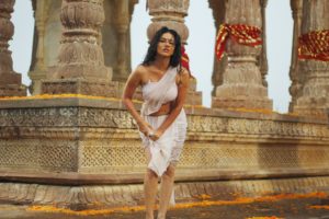 sunny, Leone, Bollywood, Actress, Model, Girl, Beautiful, Brunette, Pretty, Cute, Beauty, Sexy, Hot, Pose, Face, Eyes, Hair, Lips, Smile, Figure