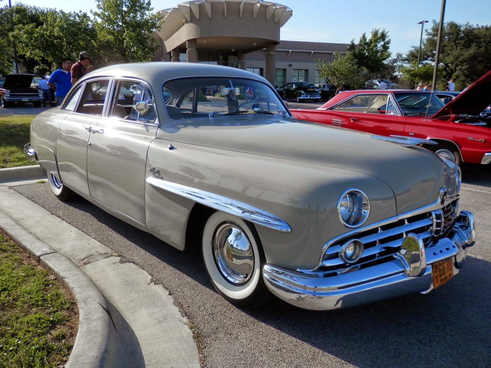 1949, Lincoln, Cosmopolitan, Sedan, 4, Door, Classic, Old, Vintage, Usa, 1600x1200 01 Wallpaper