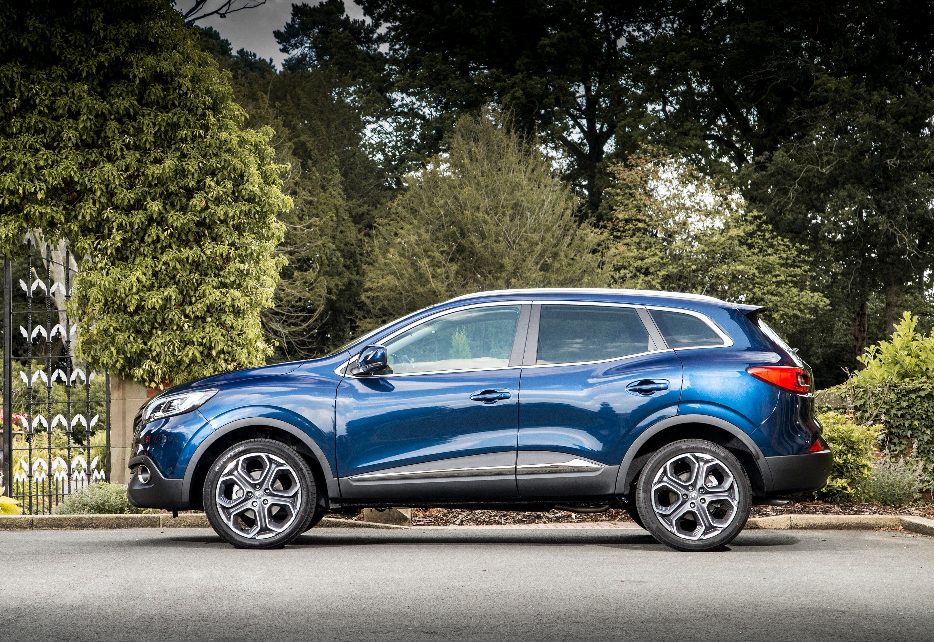 2016, Blue, Cars, French, Kadjar, Renault, Suv, Uk version Wallpaper