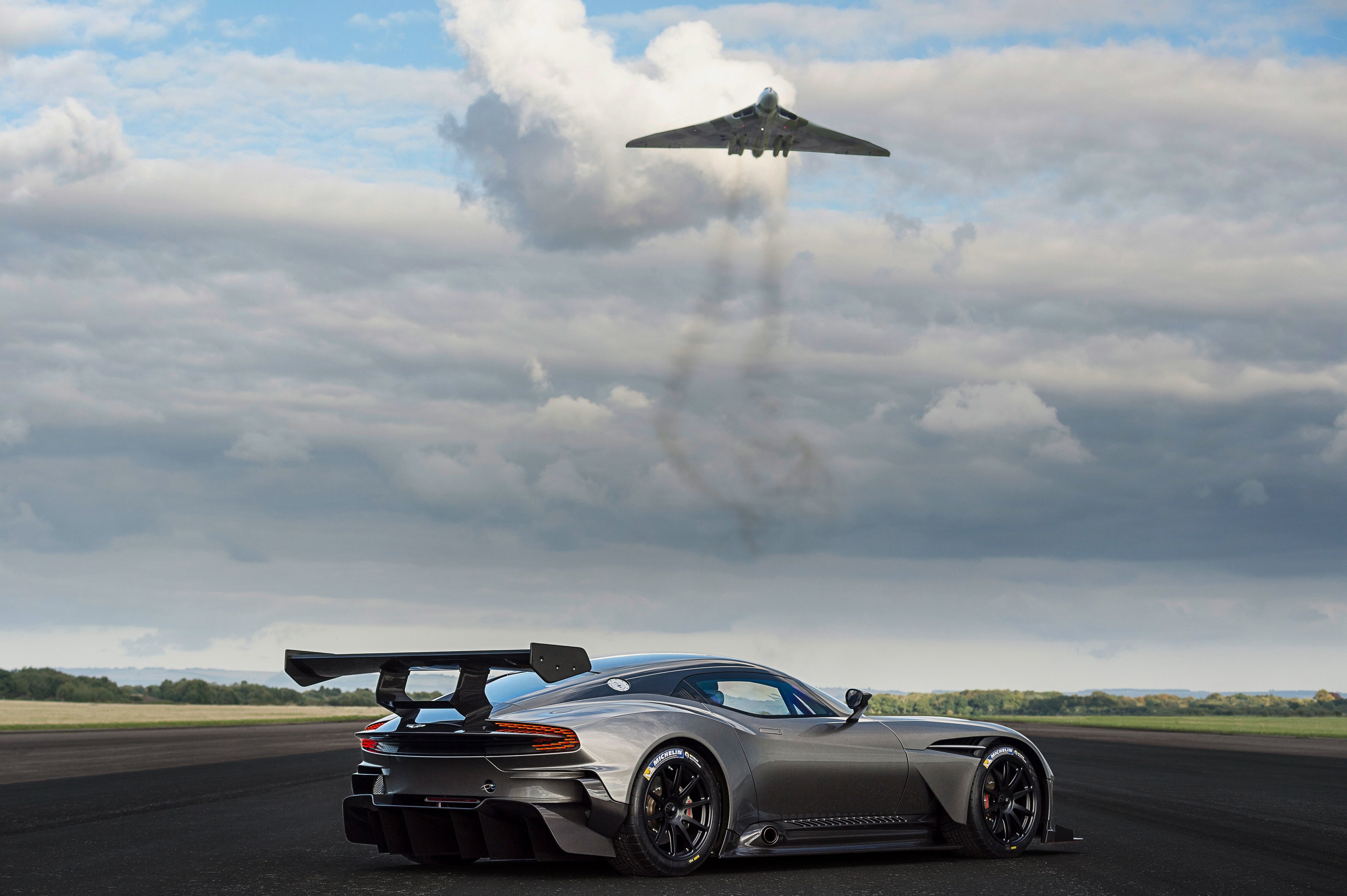 2016, Aston, Martin, Vulcan, Supercar Wallpaper