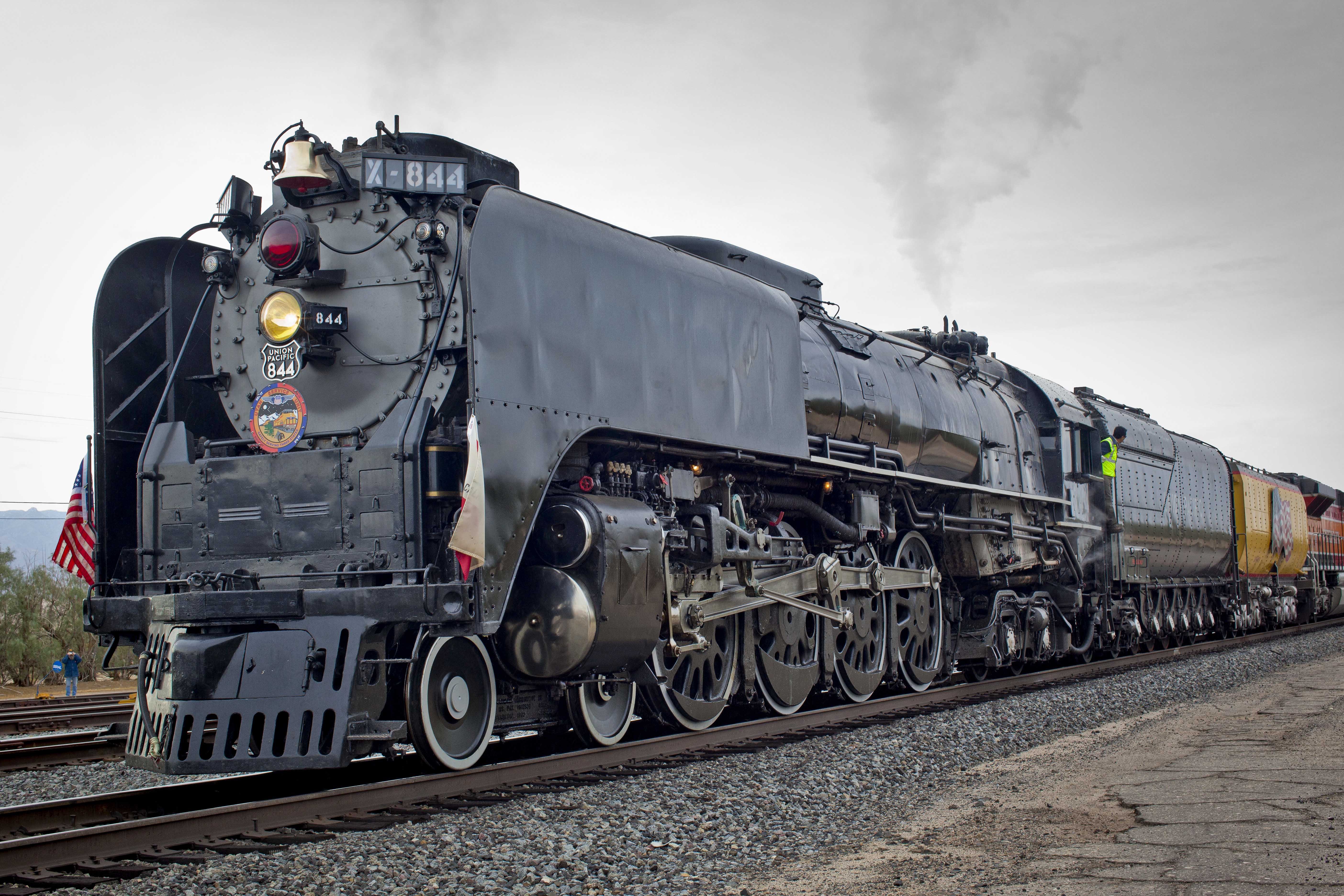 train, Railroad, Tracks, Locomotive, Engine, Tractor, Railway ...