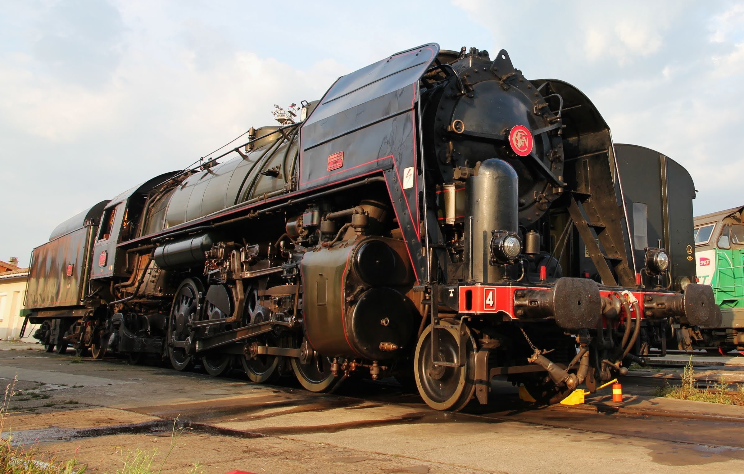 train, Railroad, Tracks, Locomotive, Engine, Tractor, Railway Wallpaper