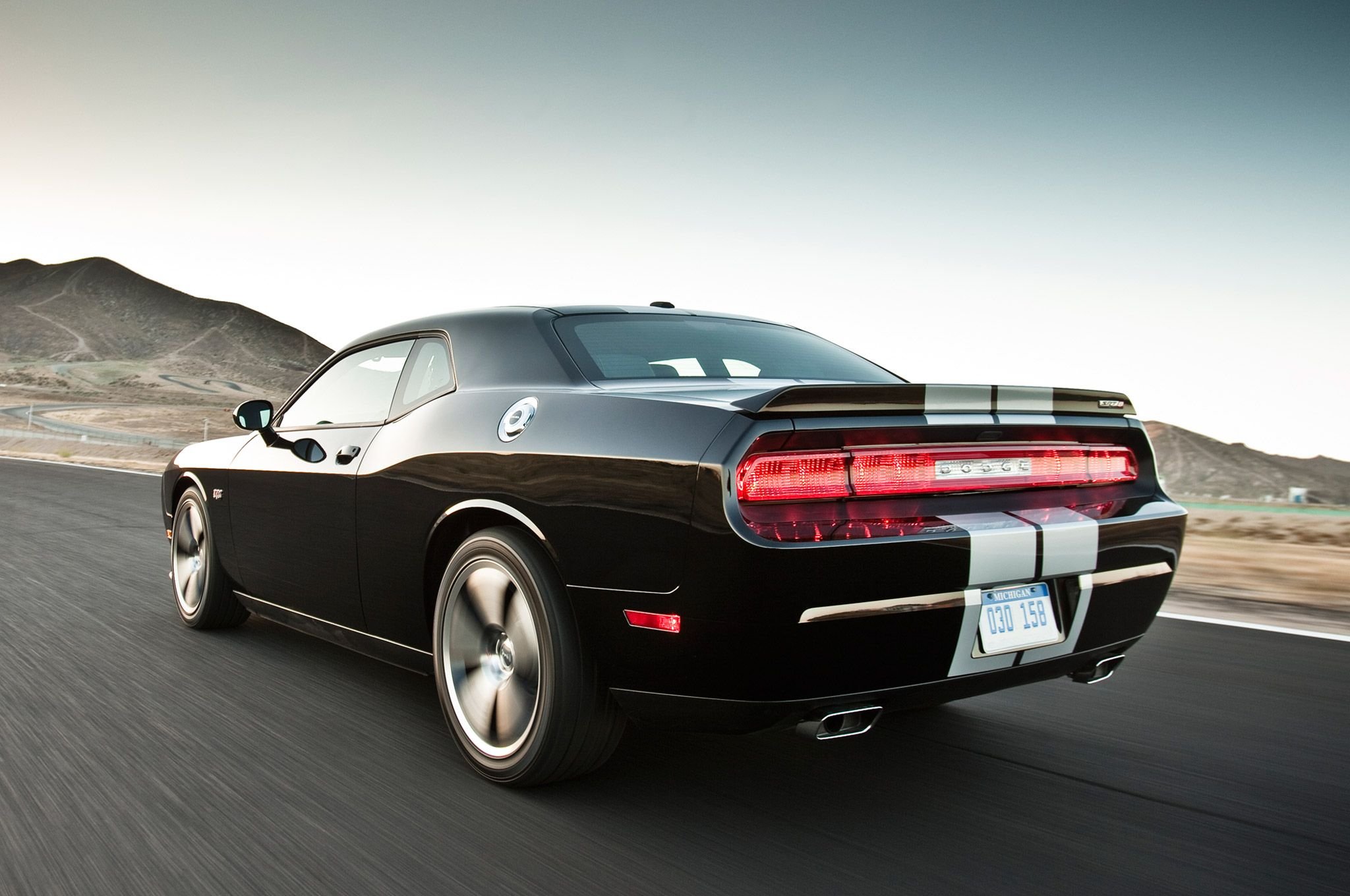 dodge, Challenger, Srt, Mopar, Muscle, Hemi Wallpaper