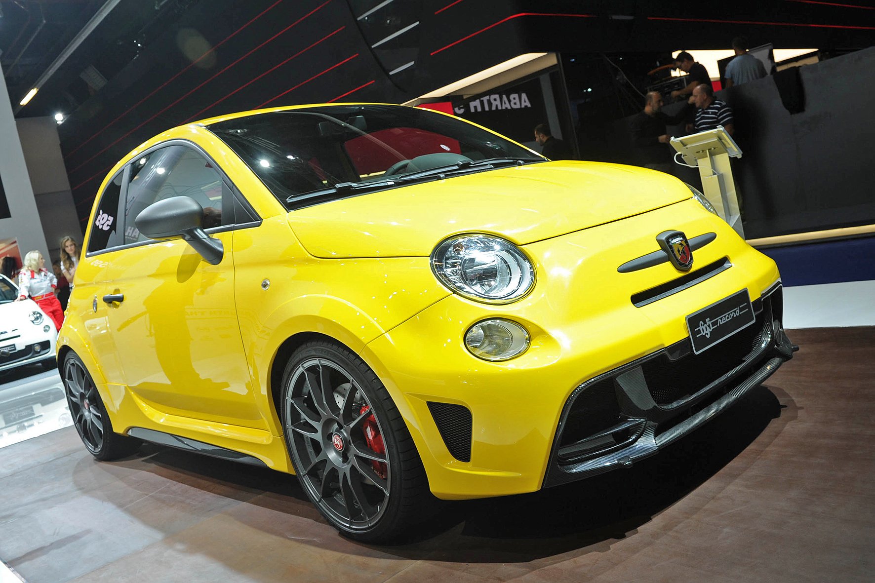 Fiat 500 Yellow