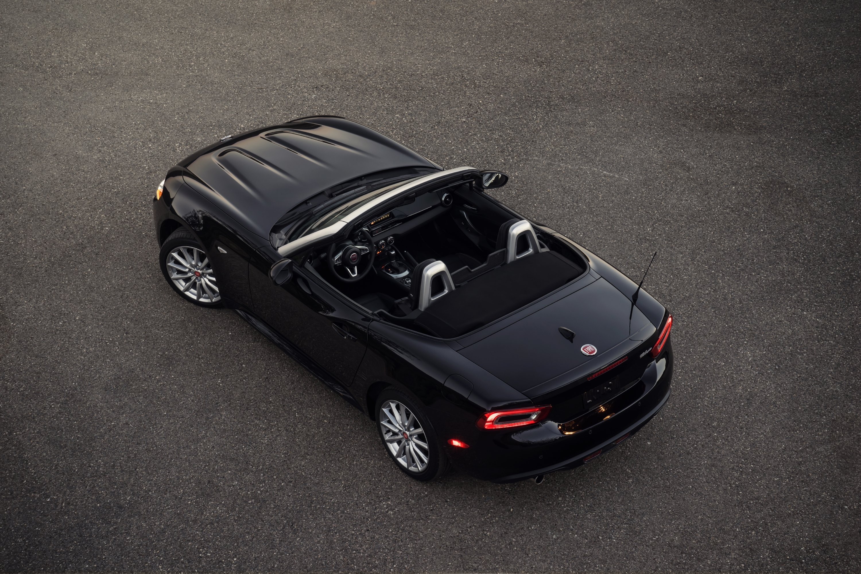 2017, Fiat, 124, Spider, Us spec Wallpaper