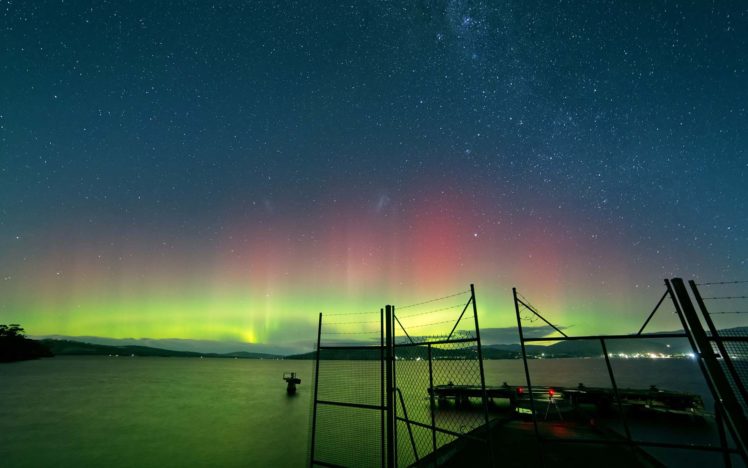 aurora, Borealis, Northern, Lights, Night, Green, Stars, Lakes, Fence, Sky HD Wallpaper Desktop Background