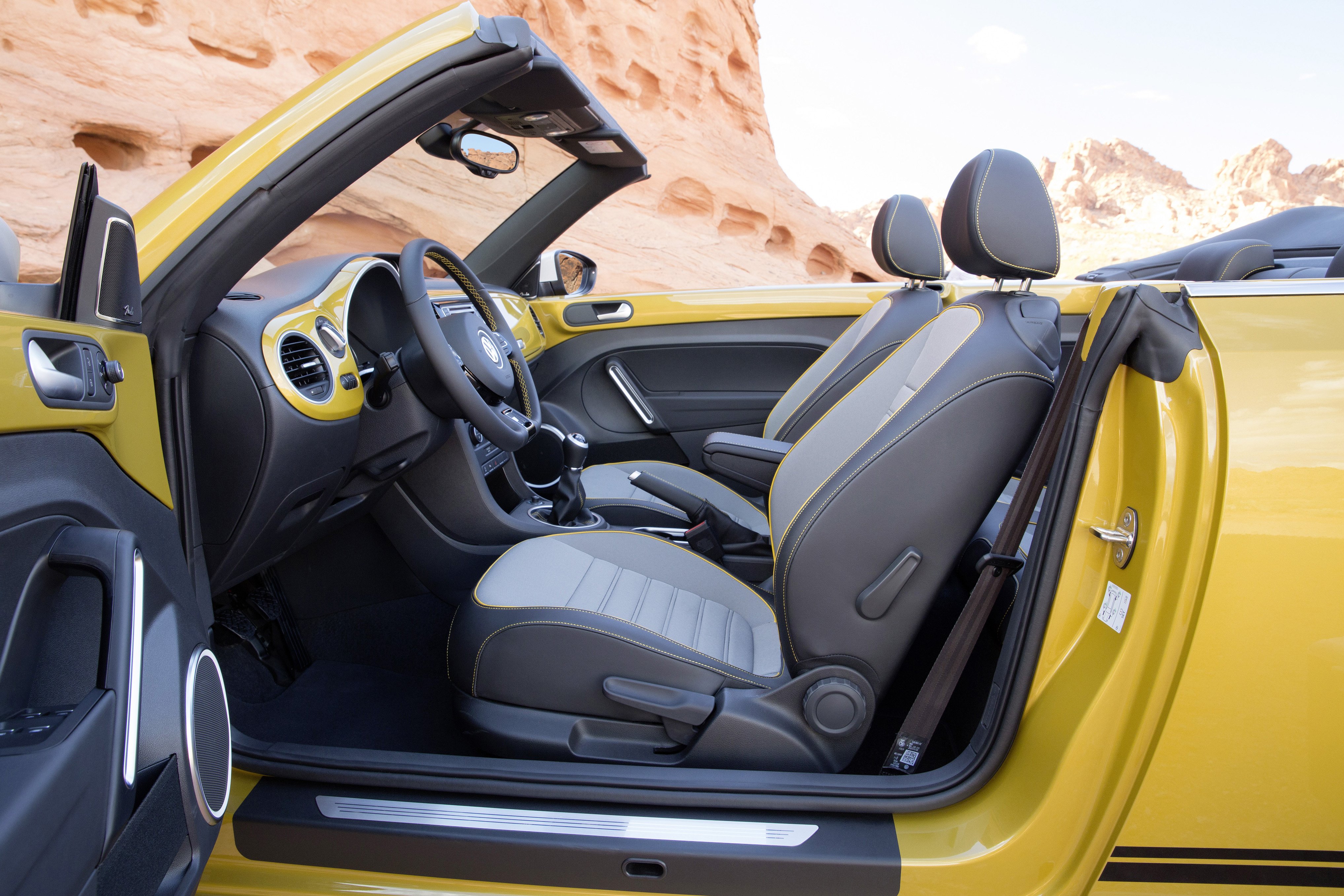 2016, Volkswagen, Beetle, Dune, Convertible Wallpaper