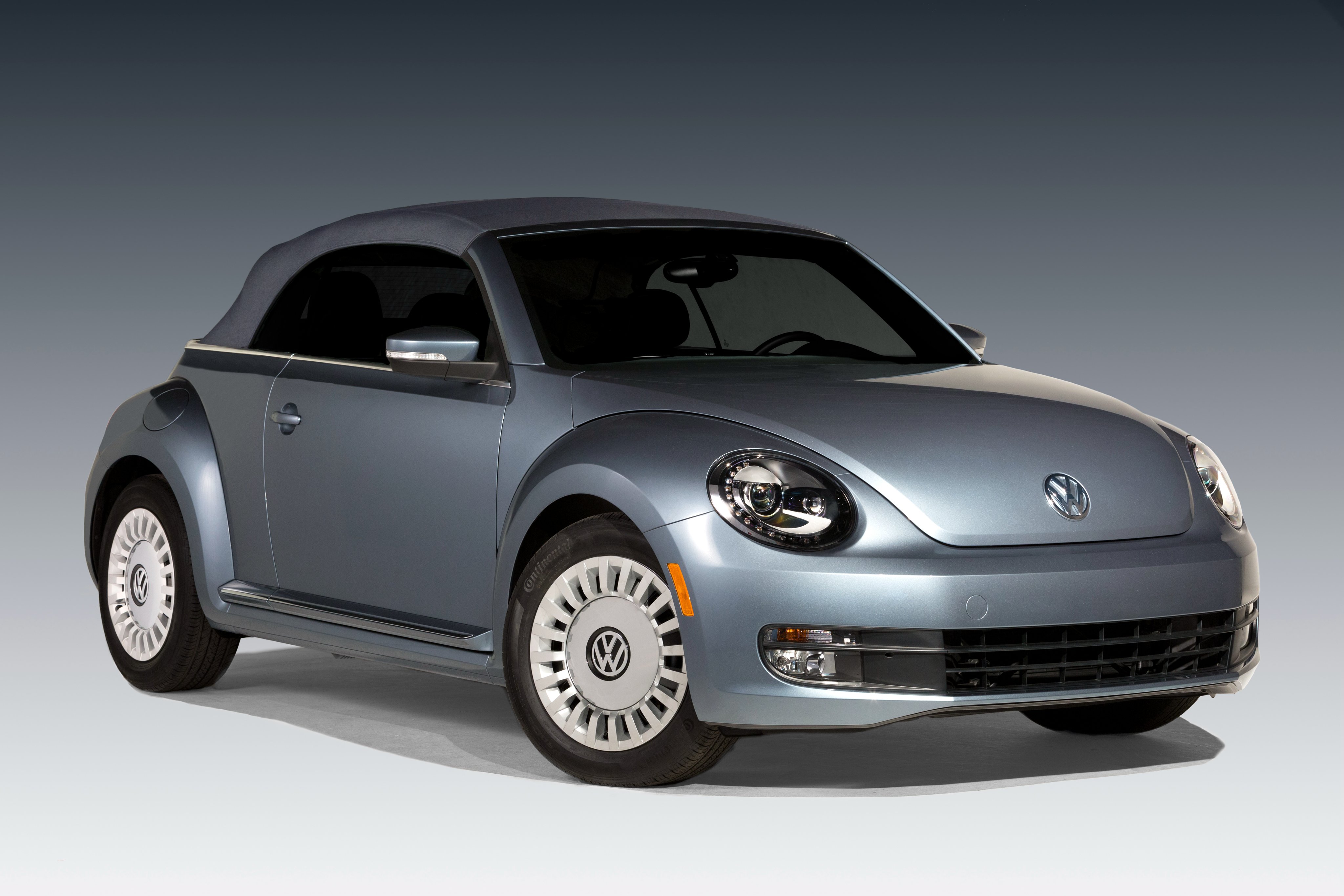 2016, Volkswagen, Beetle, Convertible, Denim Wallpaper