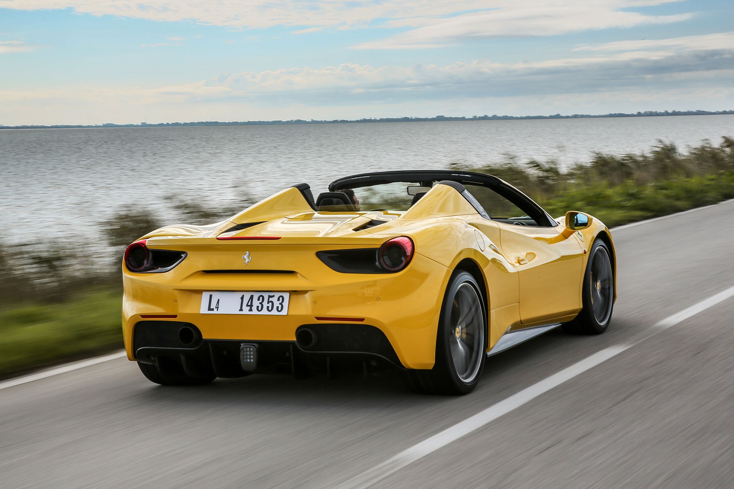 Ferrari f430 Spider Р¶РµР»С‚С‹Р№