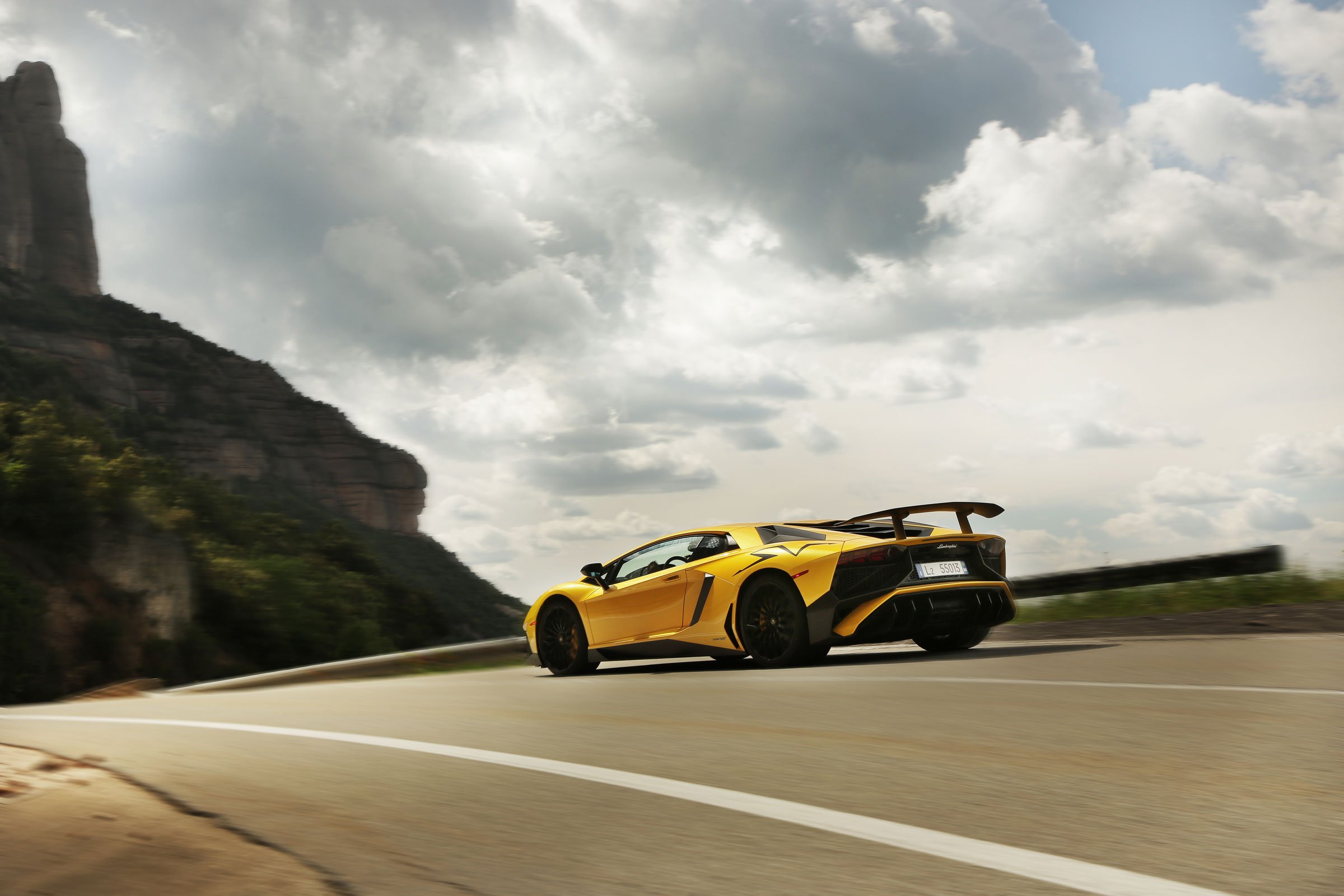 lamborghini, Aventador, Super, Veloce, Cars, Supercars, Yellow Wallpaper
