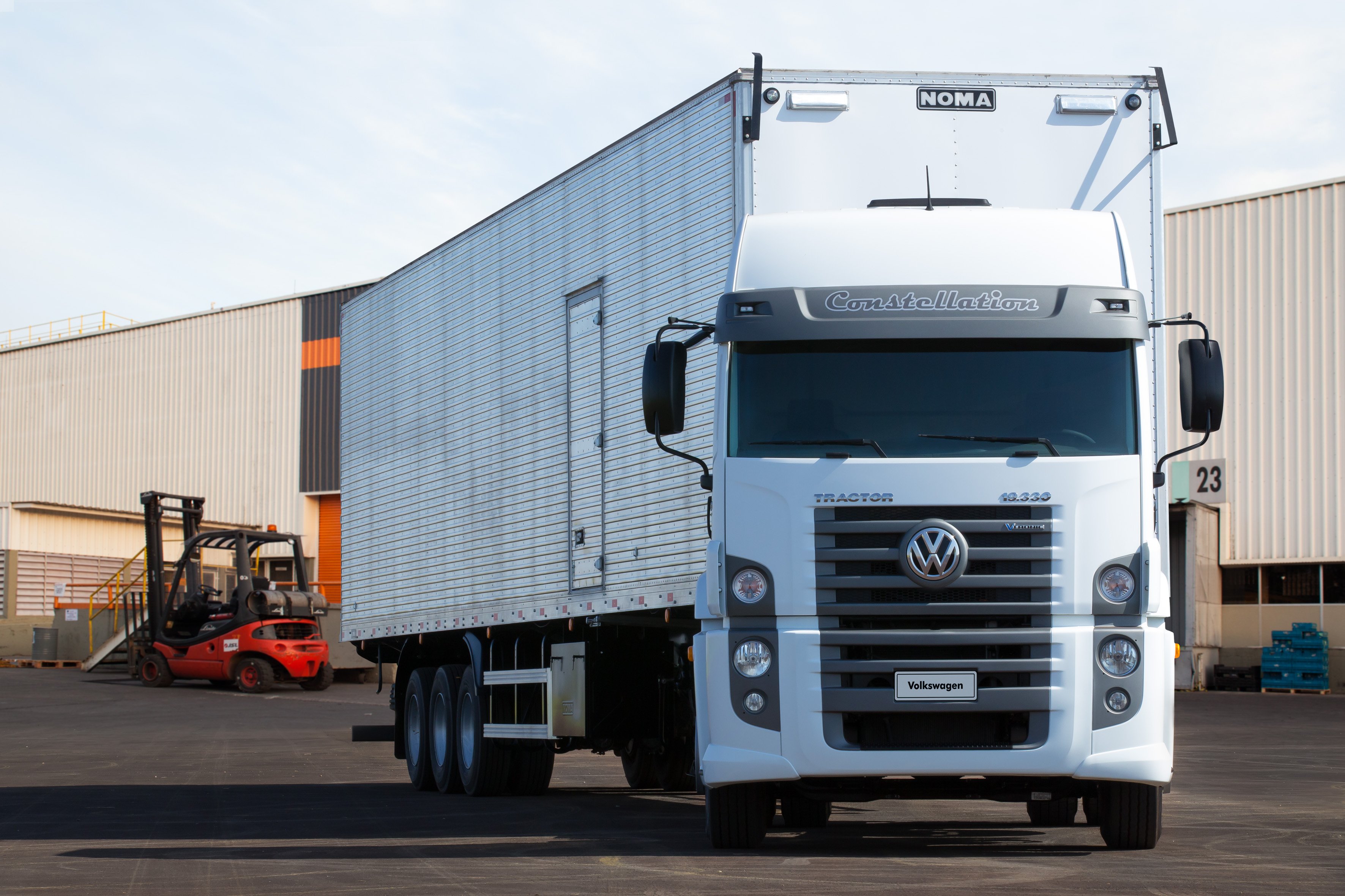 2011, Volkswagen, Constellation, Tractor, 19 330, Semi, Tractor, Truck Wallpaper