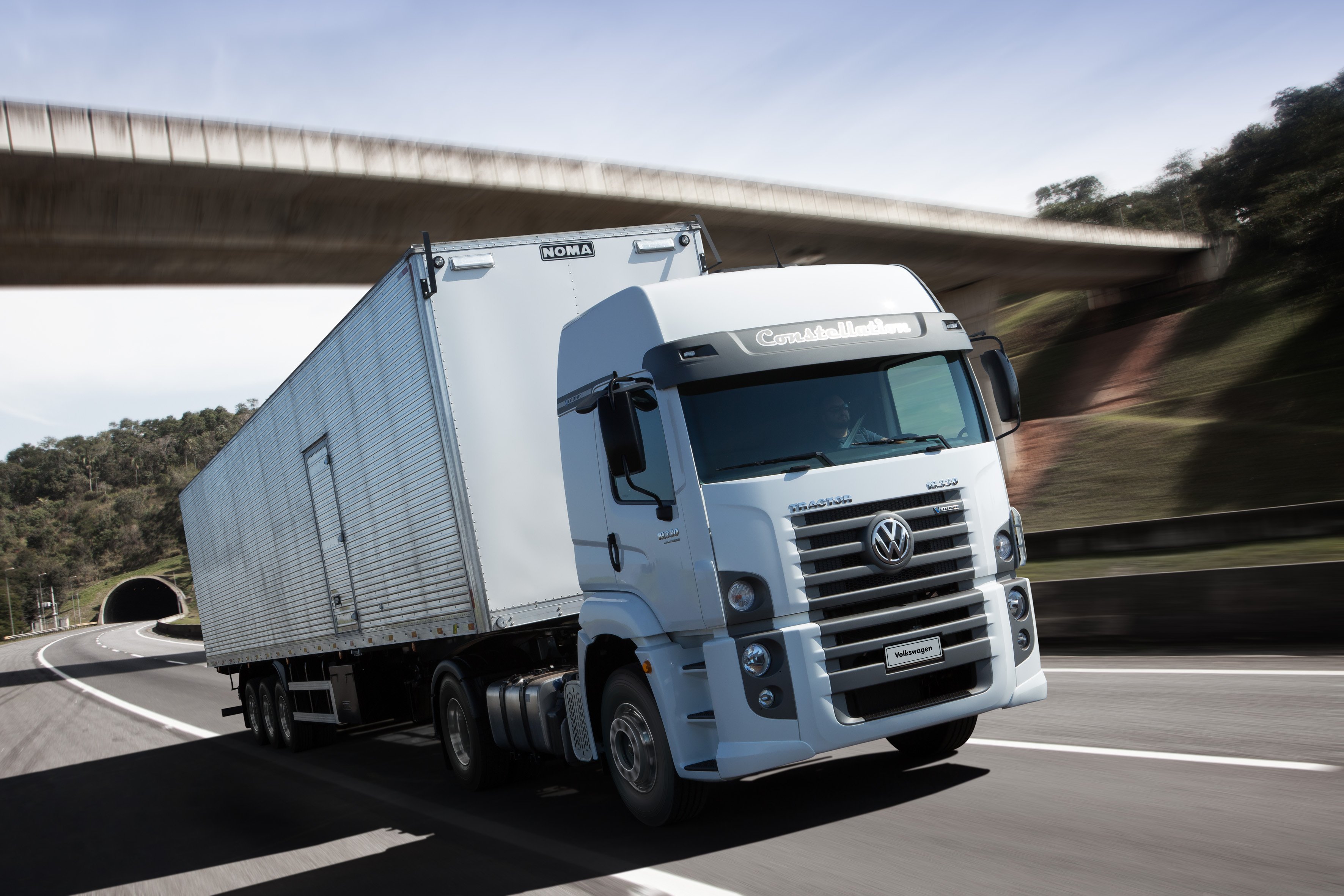 2011, Volkswagen, Constellation, Tractor, 19 330, Semi, Tractor, Truck Wallpaper