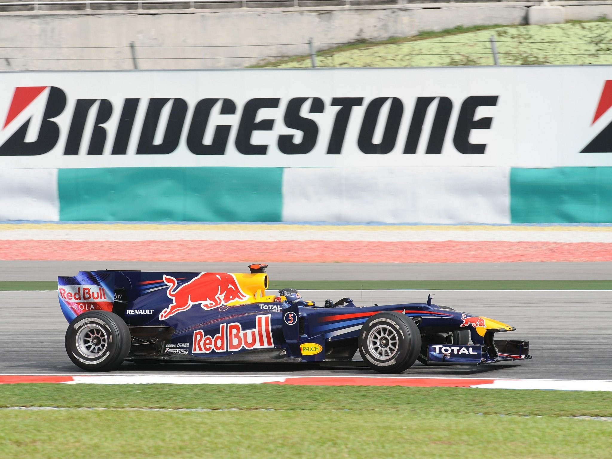 2010, Red, Bull, Rb6, F 1, Formula, Race, Racing Wallpaper