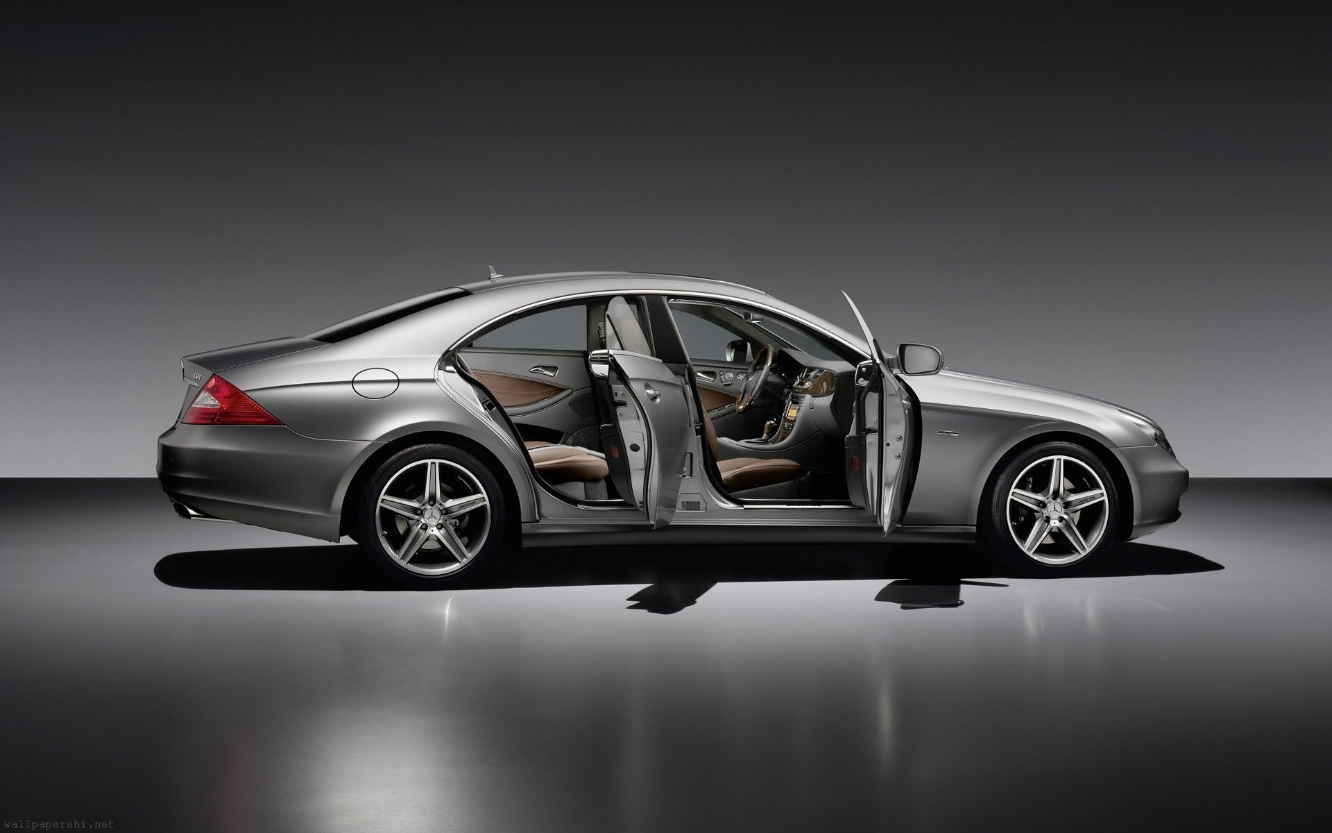 mercedes benz cls grand edition Wallpaper