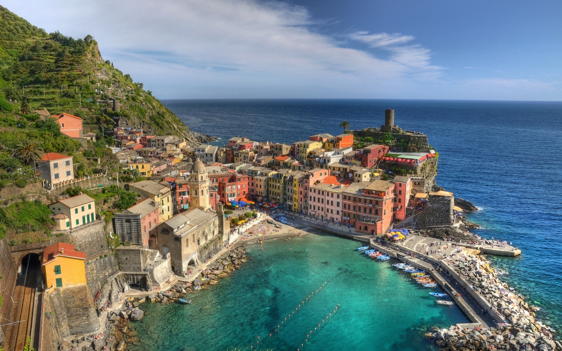 cinque terre italy Wallpaper