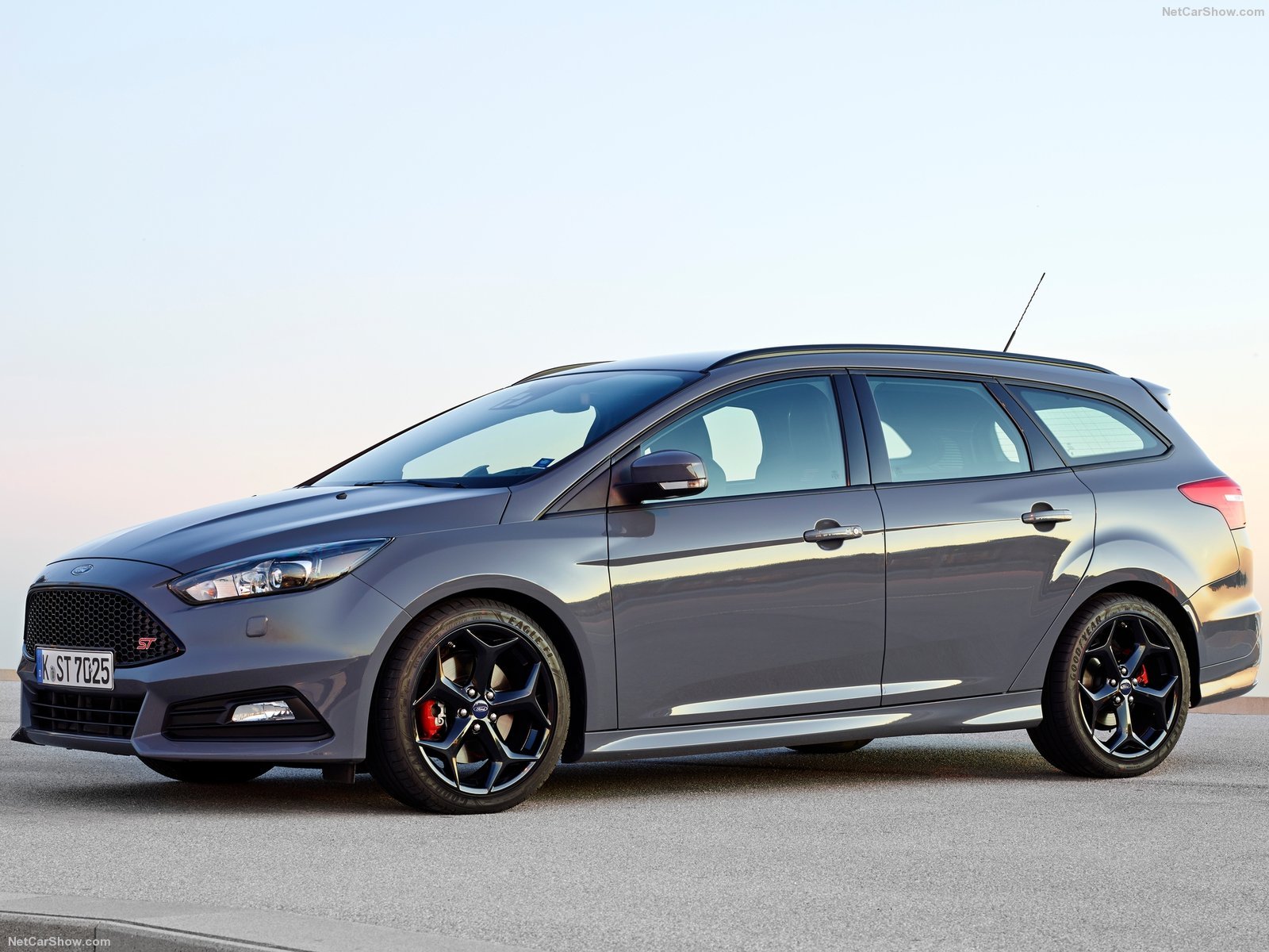 ford, Focus, St, Wagon, Cars, 2015 Wallpaper