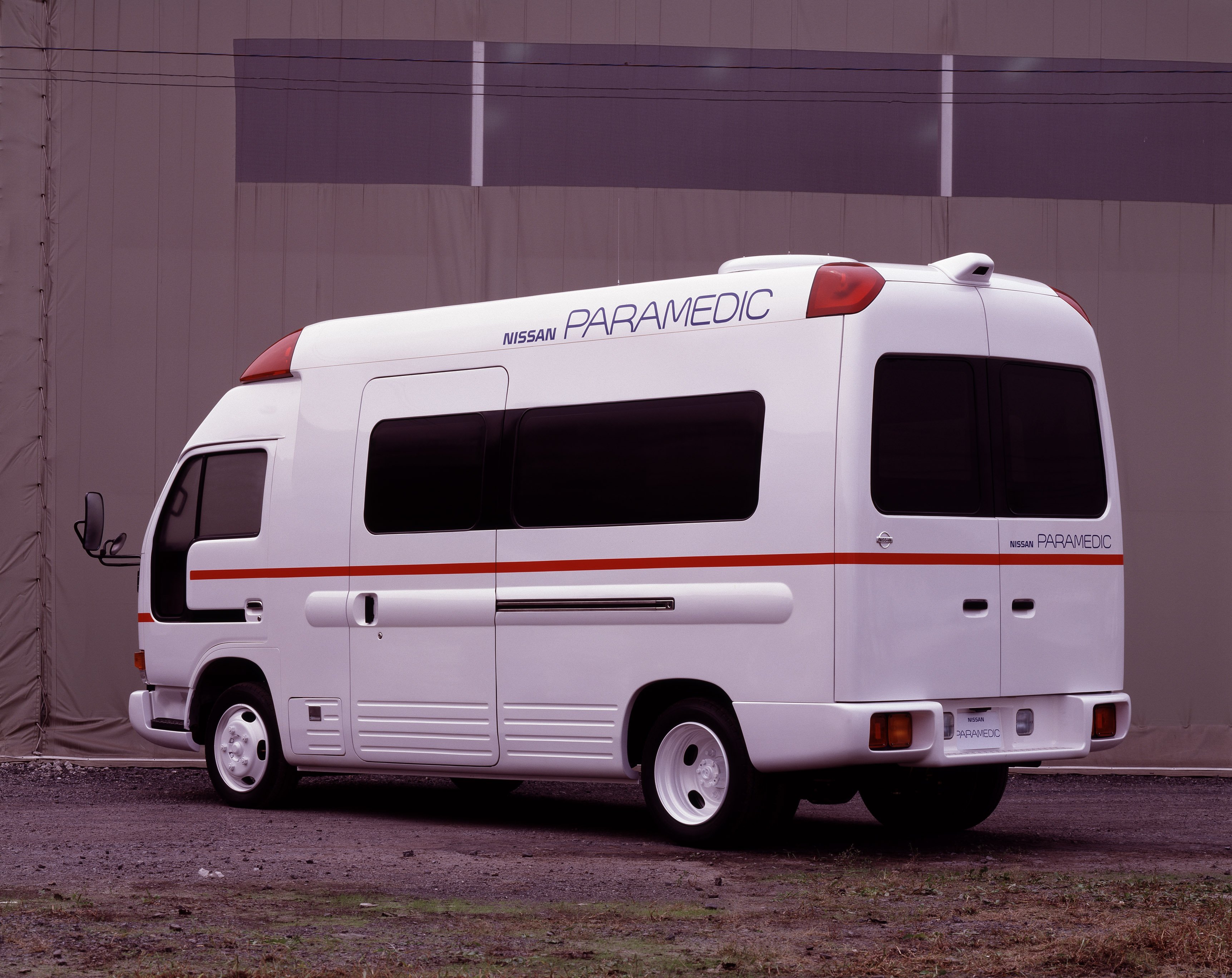 1991, Nissan, Paramedic, Concept, Emergency, Fire, Firetruck, Ambulance, Van, Semi, Tractor Wallpaper