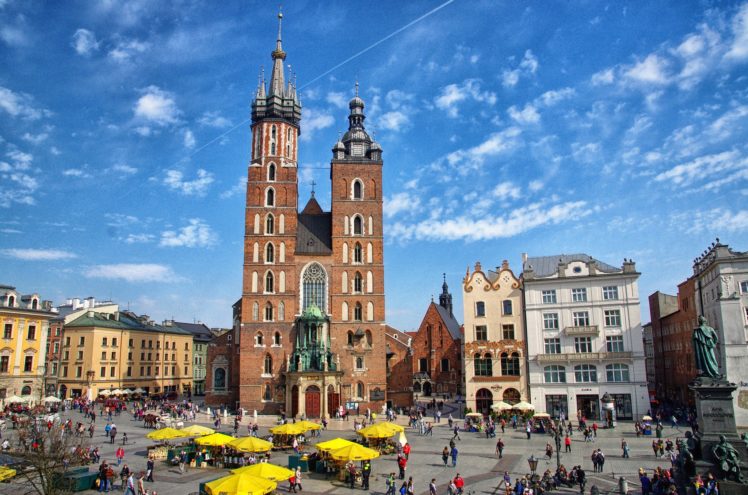 houses, People, Poland, Street, St, Maryand039s, Basilica, Krakow, Cities HD Wallpaper Desktop Background
