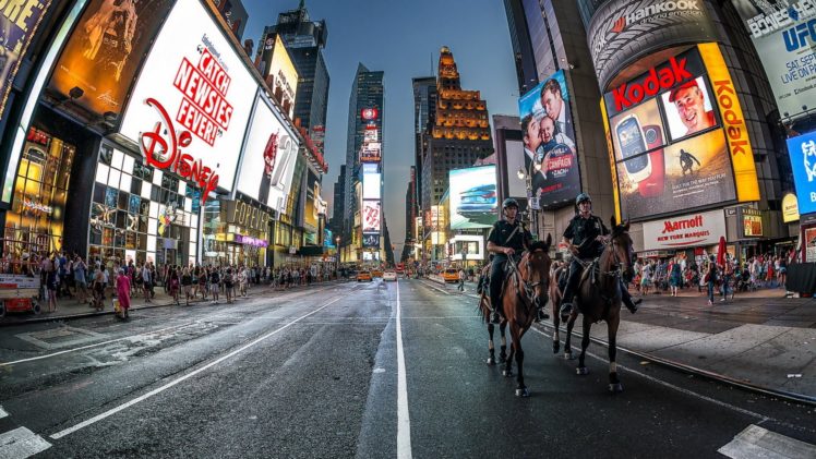 horseback, Policemen, Times, Square, Hdr, Horses, Skyscrapers, City, Street, New, York, Night, Road, Lights, Horse, Crowd, Police HD Wallpaper Desktop Background