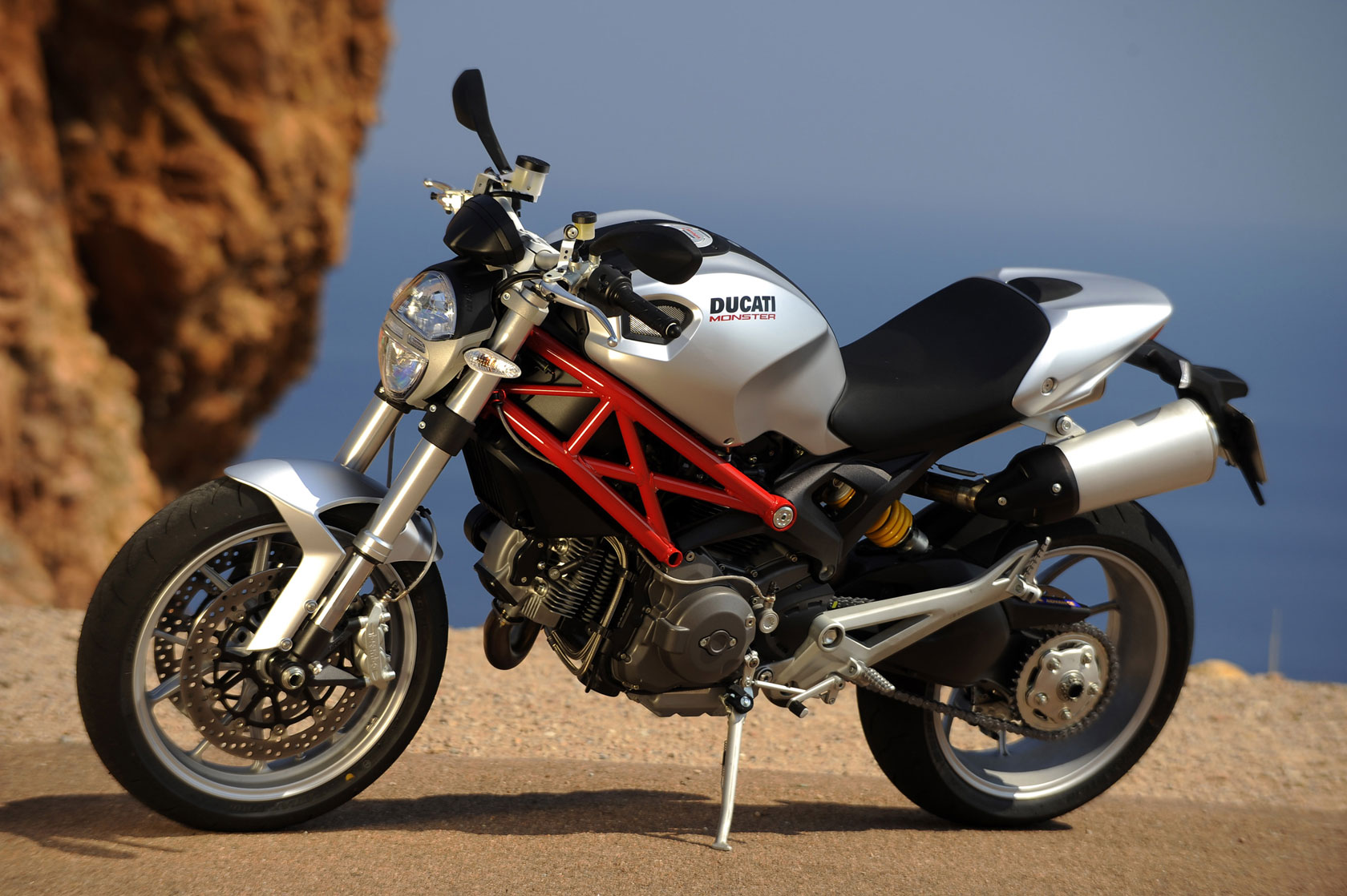 2009, Ducati, Monster, 1100 Wallpaper