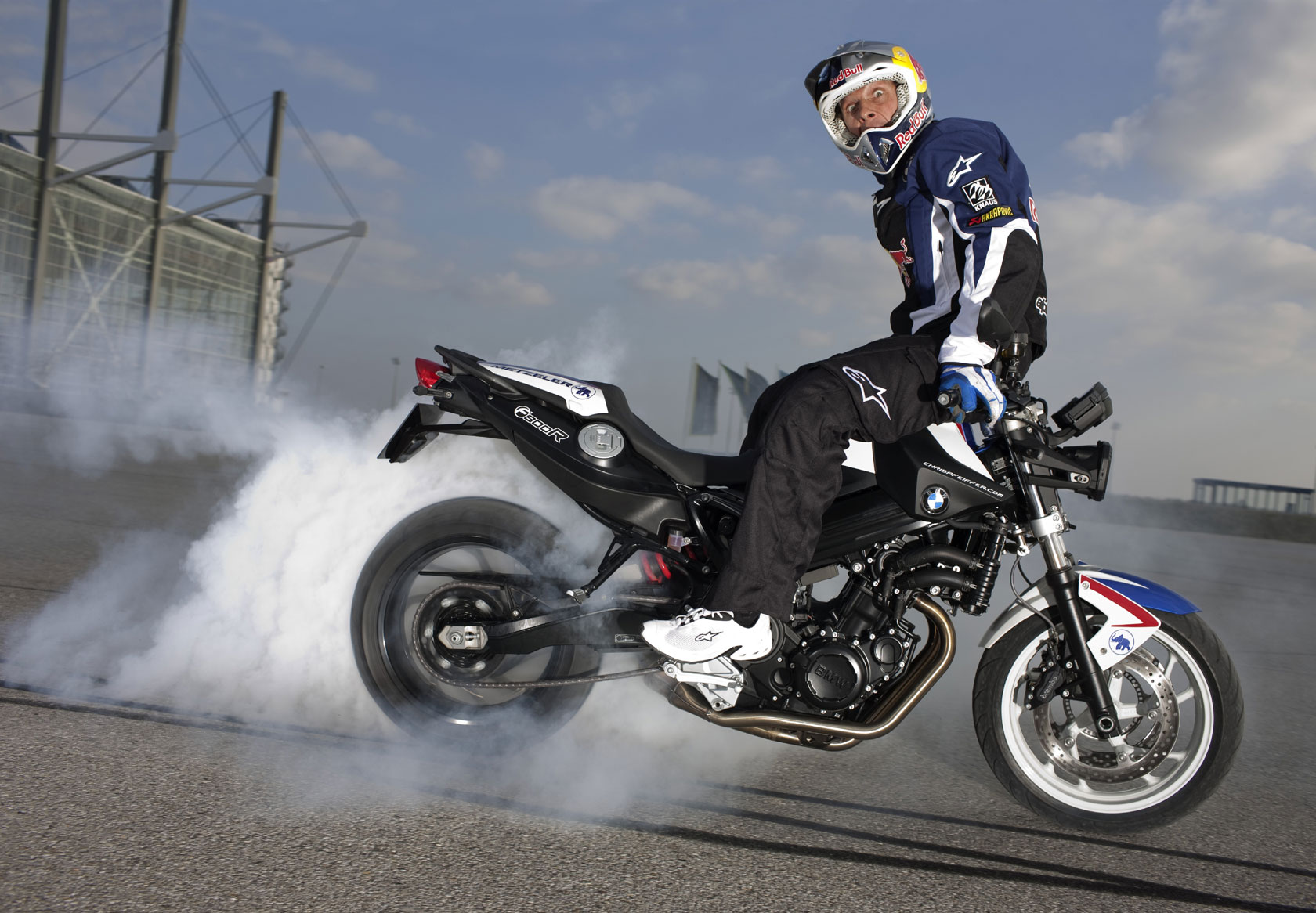 2010, Bmw, F800r, Chris, Pfeiffer, Edition, Burnout, Smoke Wallpaper