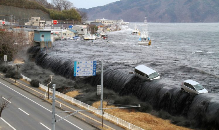 tsunami, Mar, Coches, Ciudad, Tragedia HD Wallpaper Desktop Background