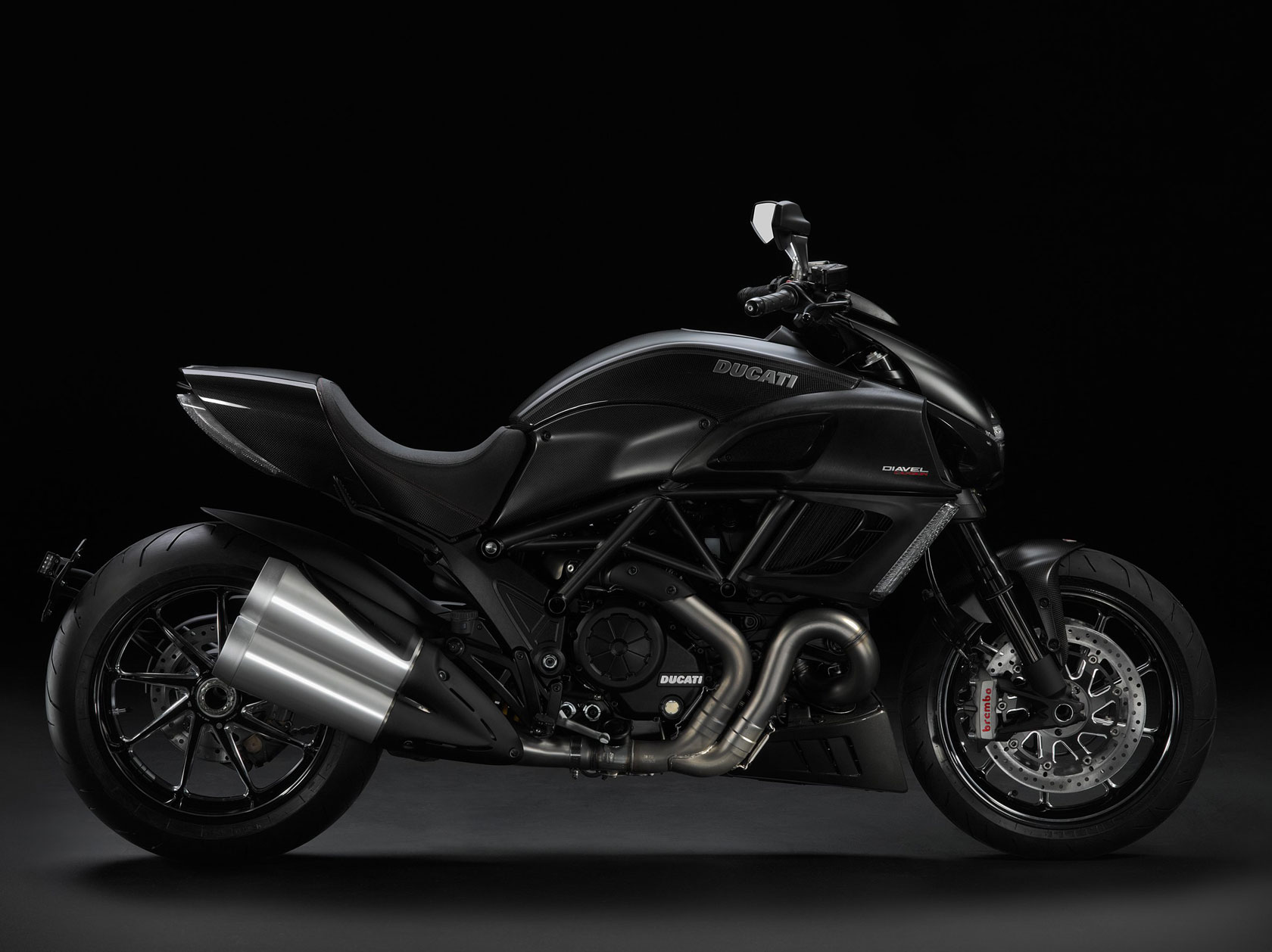 2011, Ducati, Diavel, Carbon Wallpaper