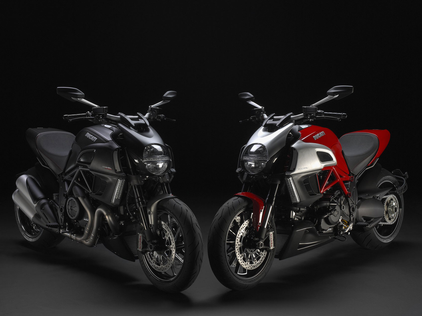 2011, Ducati, Diavel, Carbon Wallpaper