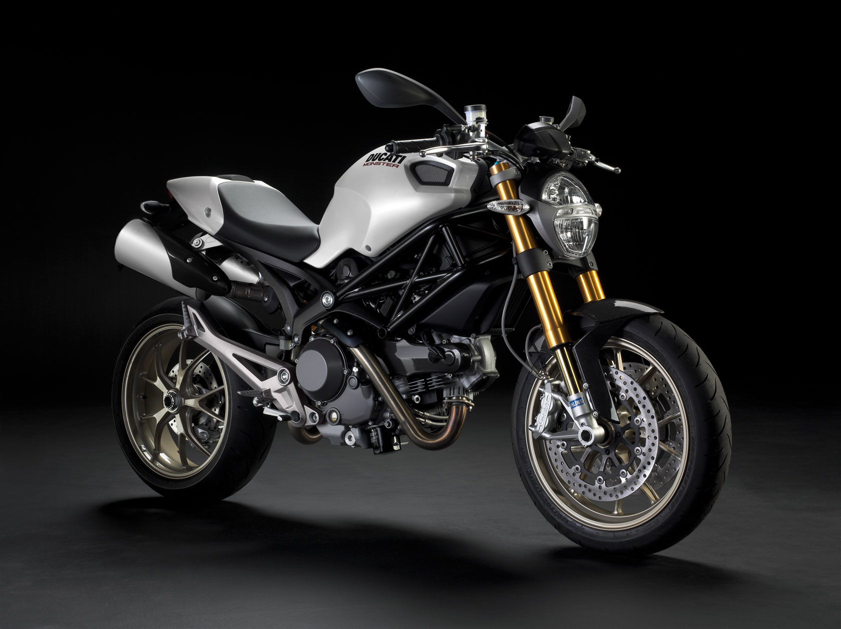 2011, Ducati, Monster, 1100s Wallpaper