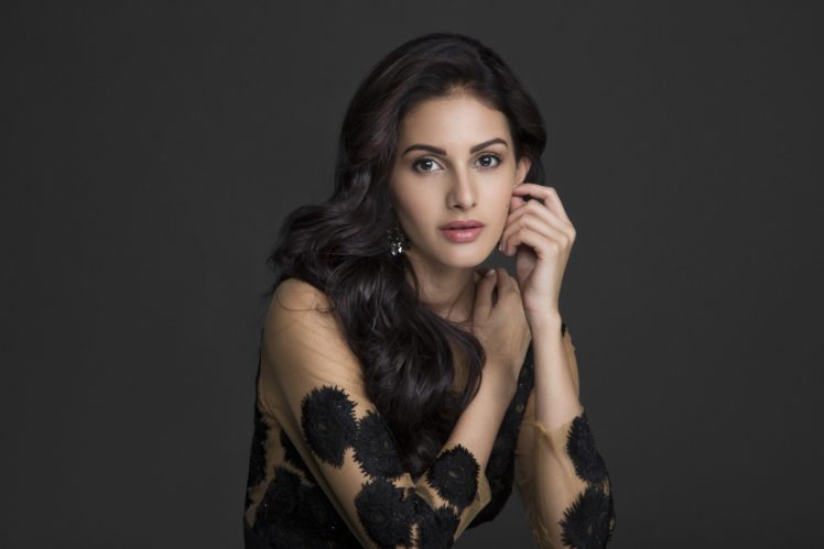 amyra, Dastur, Bollywood, Actress, Model, Girl, Beautiful, Brunette, Pretty, Cute, Beauty, Sexy, Hot, Pose, Face, Eyes, Hair, Lips, Smile, Figure, India HD Wallpaper Desktop Background