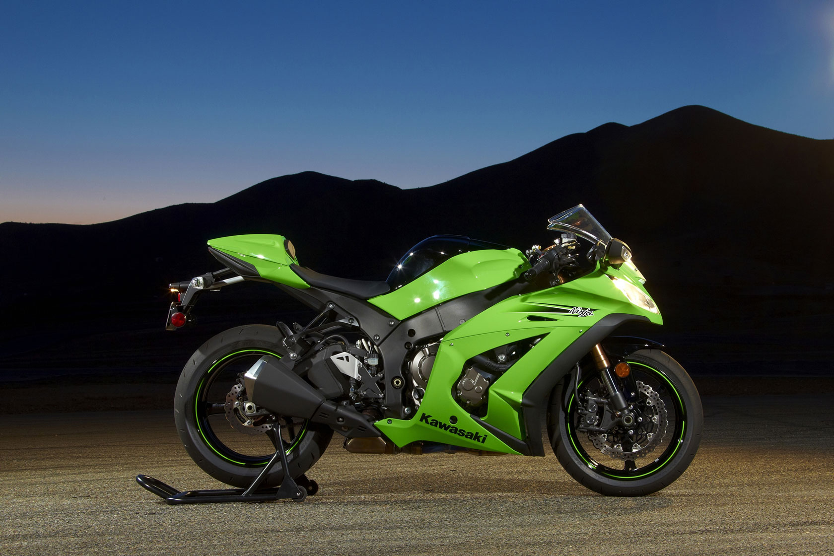 2011, Kawasaki, Ninja, Zx 10r Wallpaper