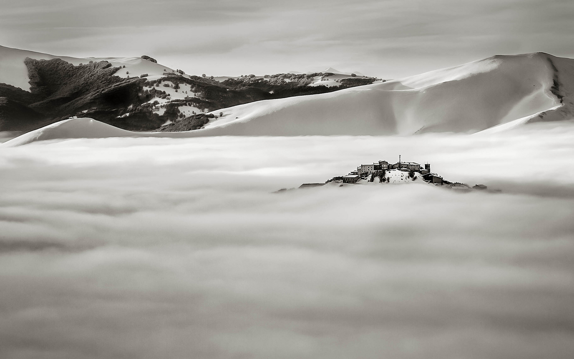 fog, Mist, Landscape, Mountains, Snow, B w, Winter Wallpaper