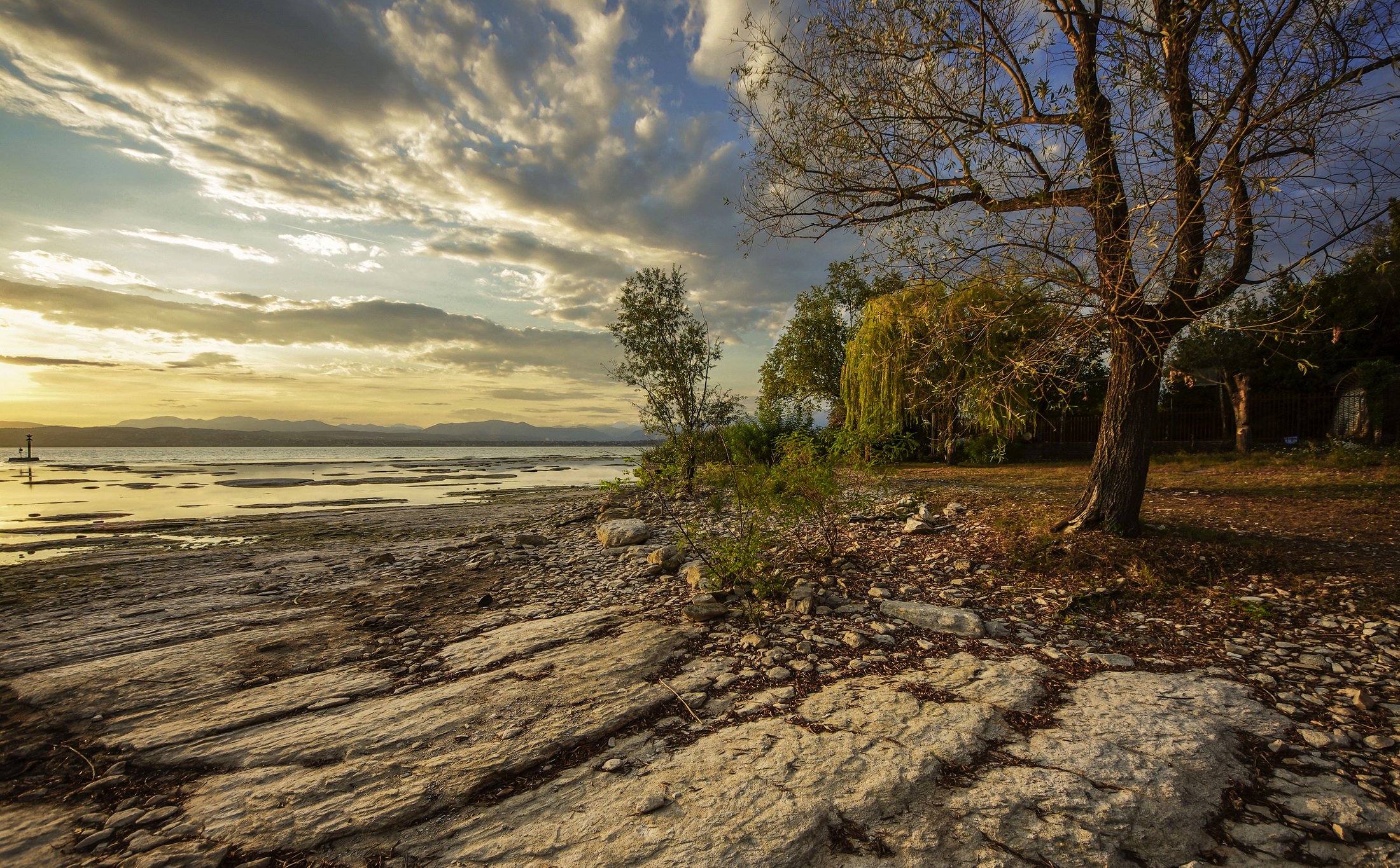 italy, Coast, Sunrises, And, Sunsets, Stones, Scenery, Clouds, Trees, Sirmione, Lombardy, Nature Wallpaper