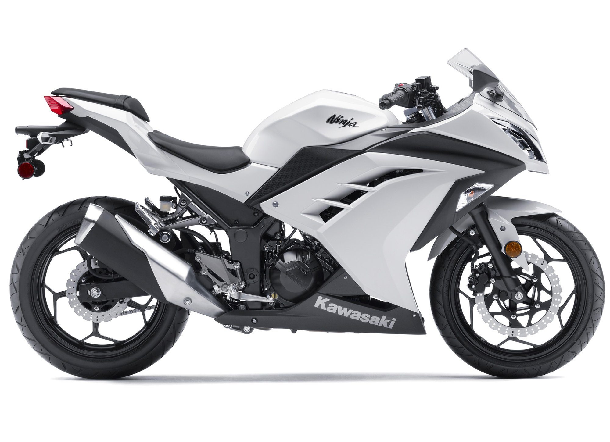 Kawasaki Ninja 300 черный обои