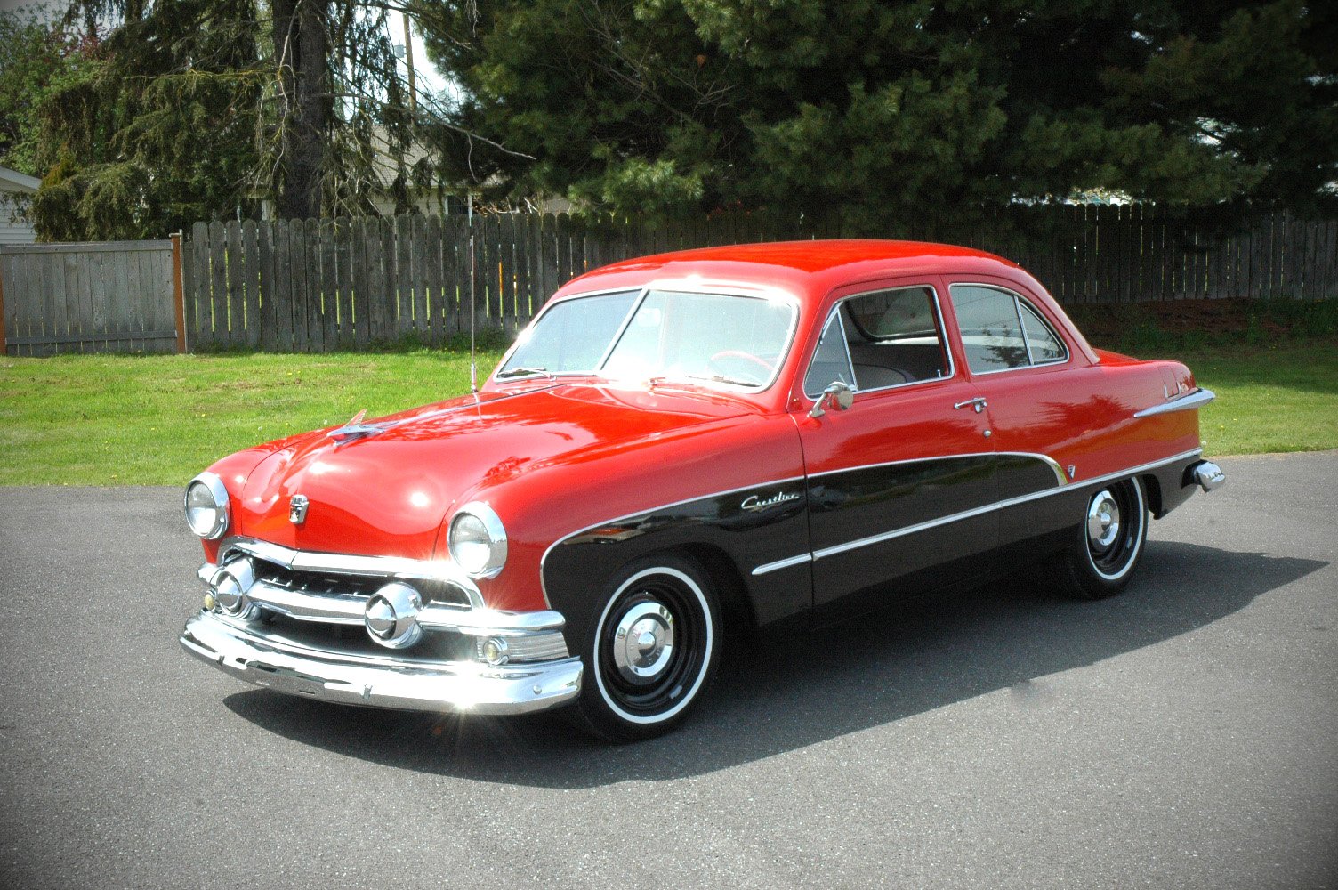 1951, Ford, Crestline, Custom, Coupe, Classic, Old, Vintage, Usa, 1500x1000,  01 Wallpaper