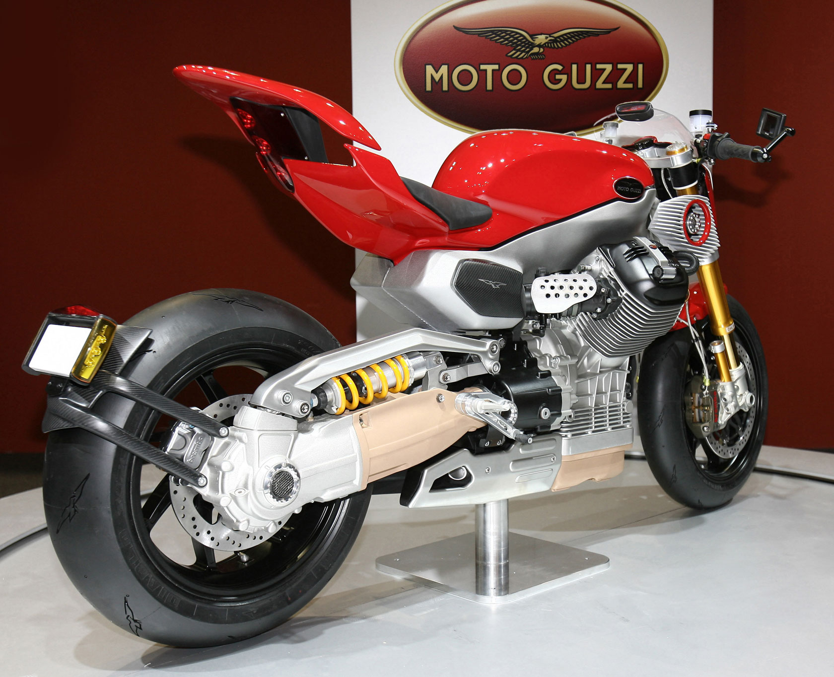 2010, Moto, Guzzi, V12, L m Wallpaper