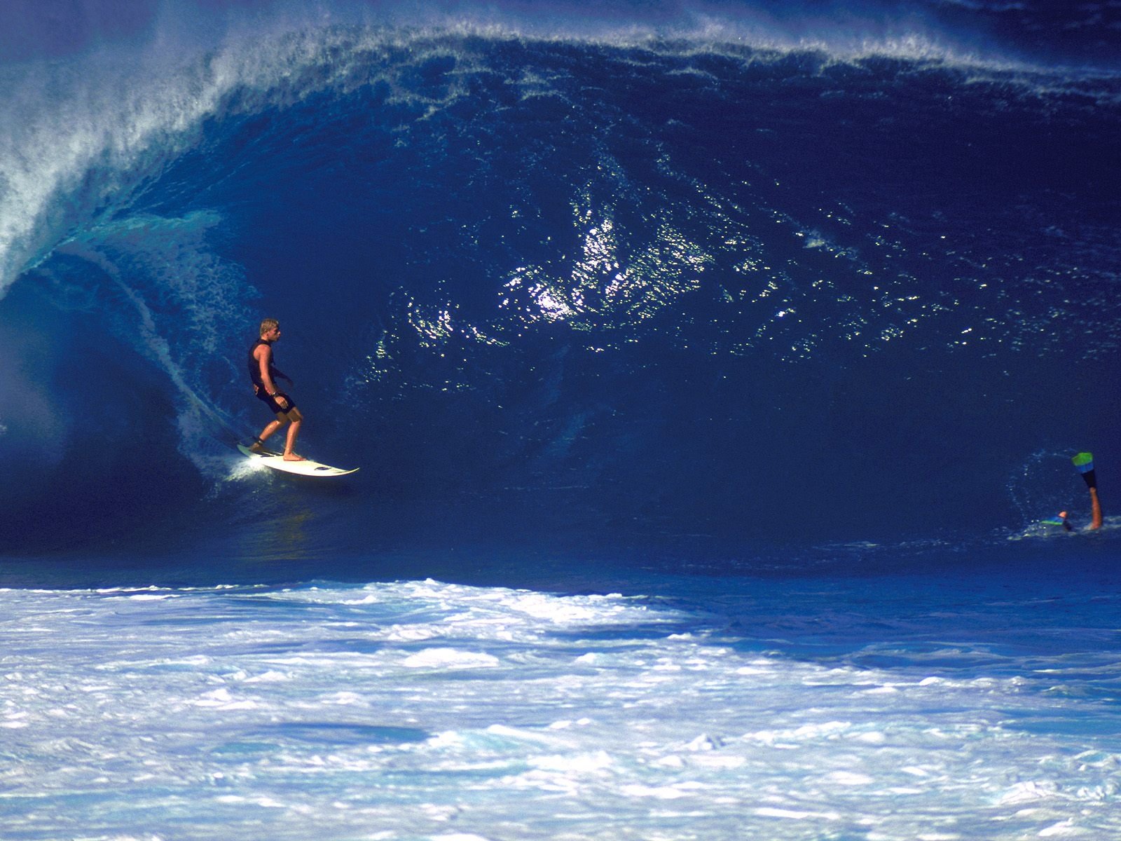 male, Blue, Beauty, Sport, Surfing, Guy, Board, Wave Wallpaper
