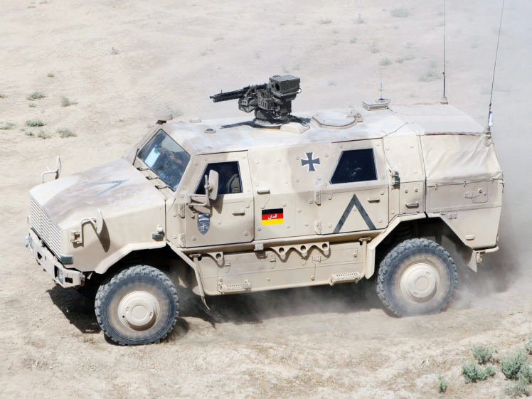 2004, Kmw, Dingo, Two, 4×4, Military, Offroad, Weapon, Weapons HD Wallpaper Desktop Background