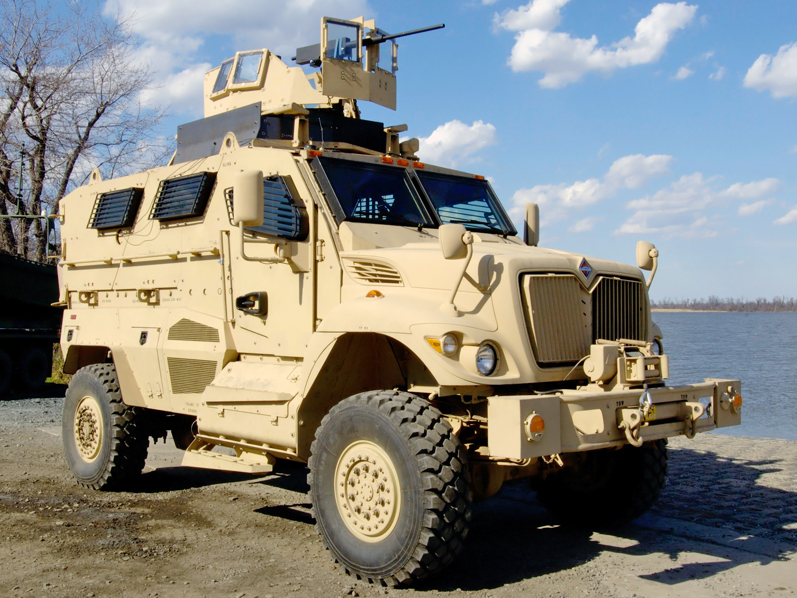 2007, International, Maxxpro, 4x4, Apc, Military, Weapon, Weapons Wallpaper