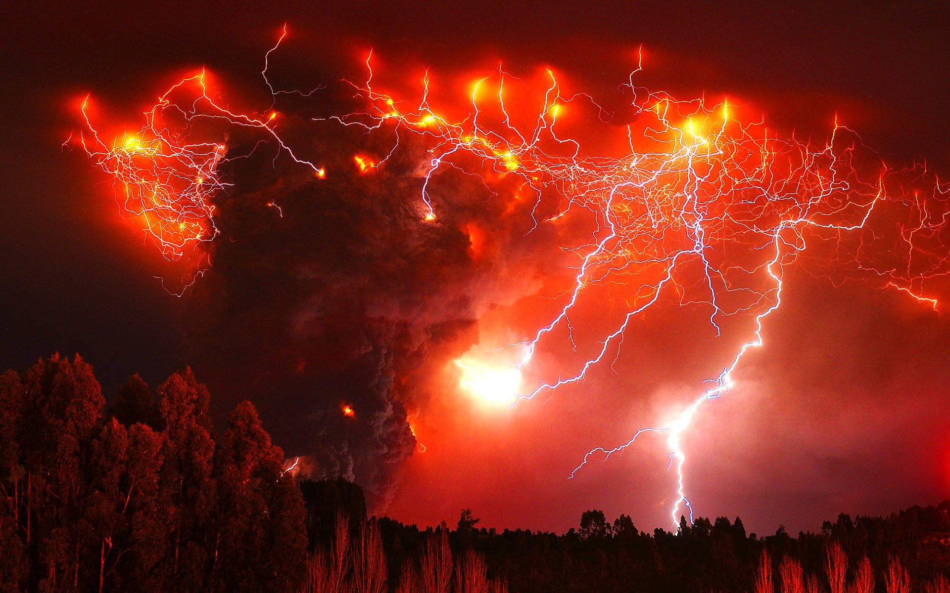 lightning, Storm, Rain, Clouds, Sky, Nature, Thunderstorm Wallpaper