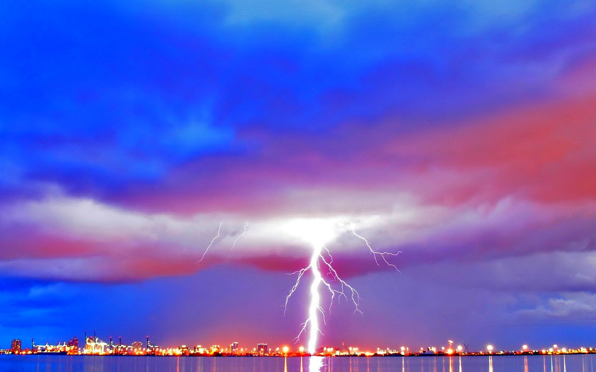 lightning, Storm, Rain, Clouds, Sky, Nature, Thunderstorm Wallpapers HD