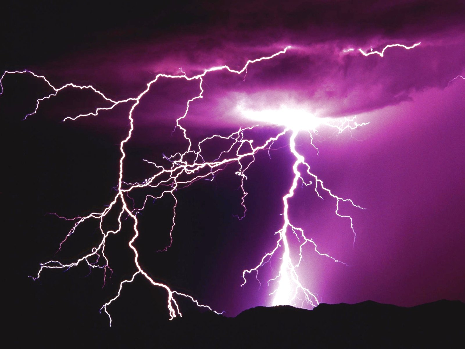 lightning, Storm, Rain, Clouds, Sky, Nature, Thunderstorm Wallpaper