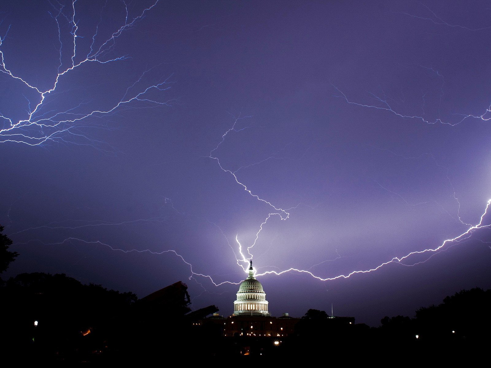 lightning, Storm, Rain, Clouds, Sky, Nature, Thunderstorm Wallpaper